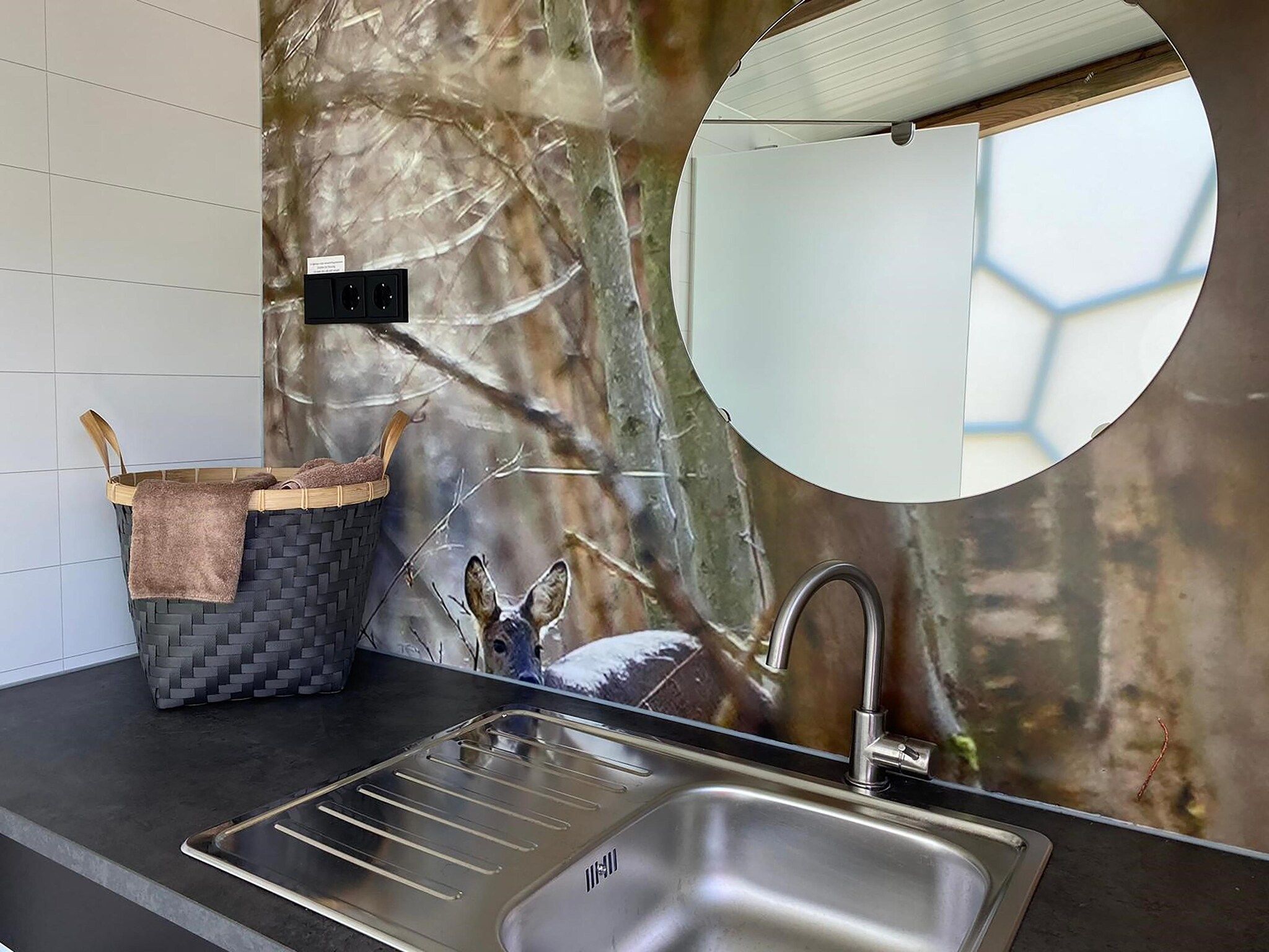 De badkamer van Tentlodge Partijs Wellness met sauna en prive-bad-2p in Dalerveen