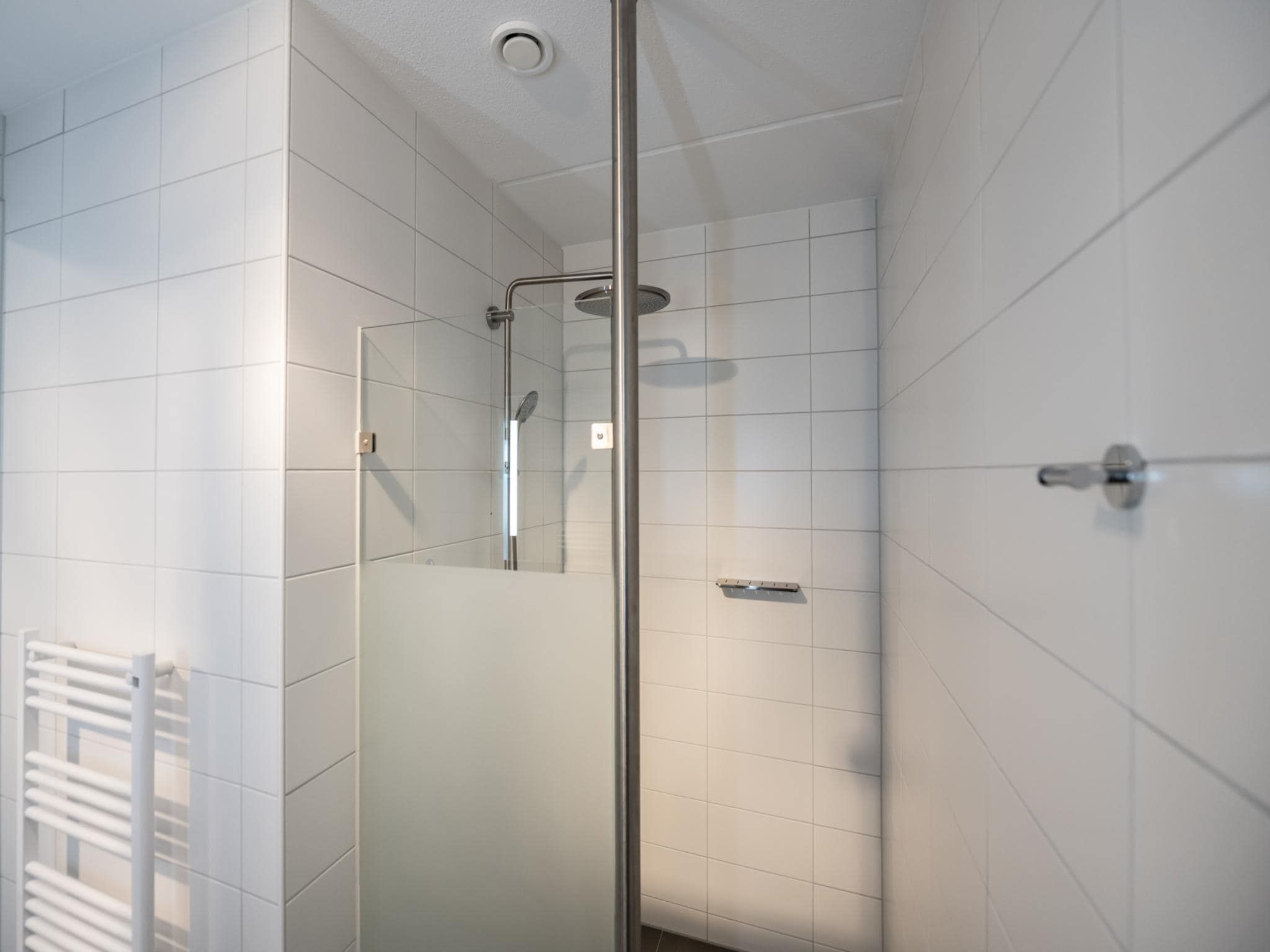 De badkamer van Harbour Loft 1E Résidence Marina havenzicht in Kamperland