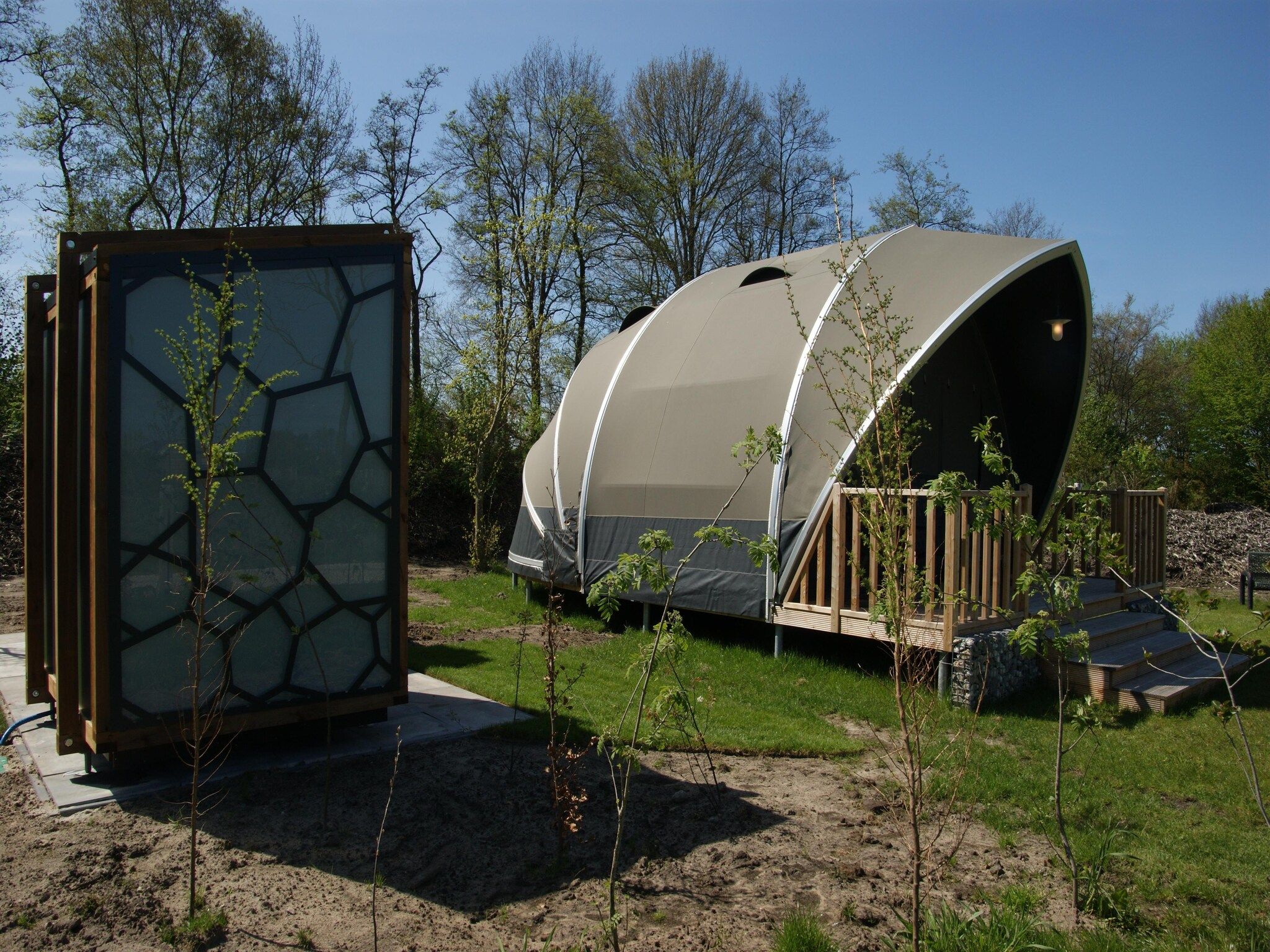 De buitenkant van Tentlodge Fazant in Dalerveen