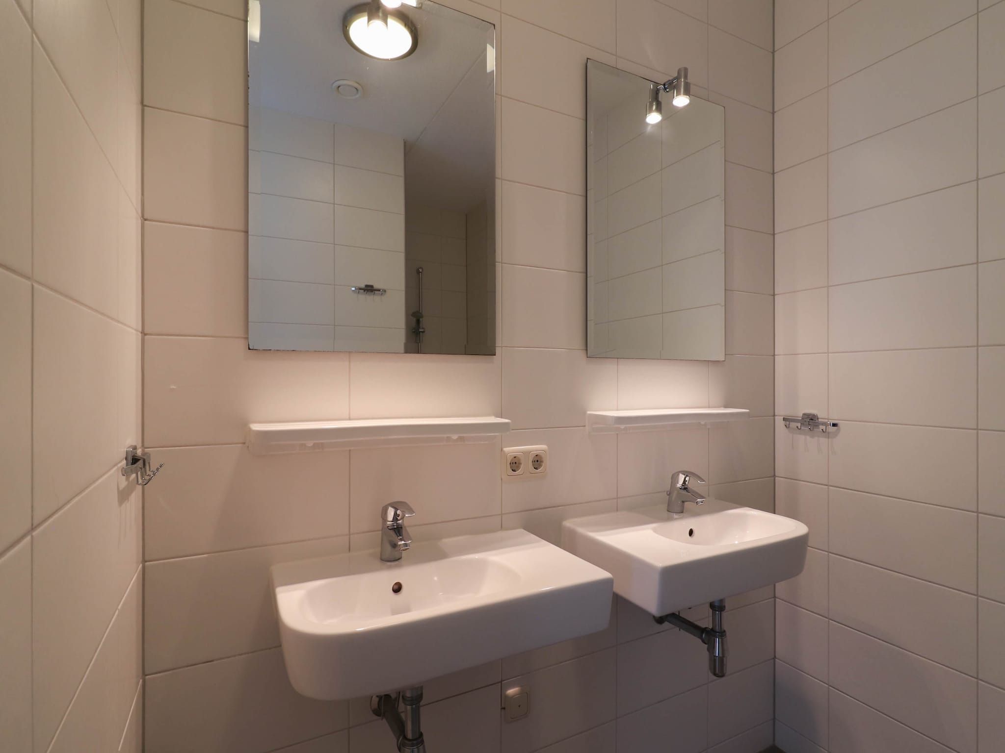 De badkamer van Beachvilla Royaal met Sauna - 10 personen in Makkum
