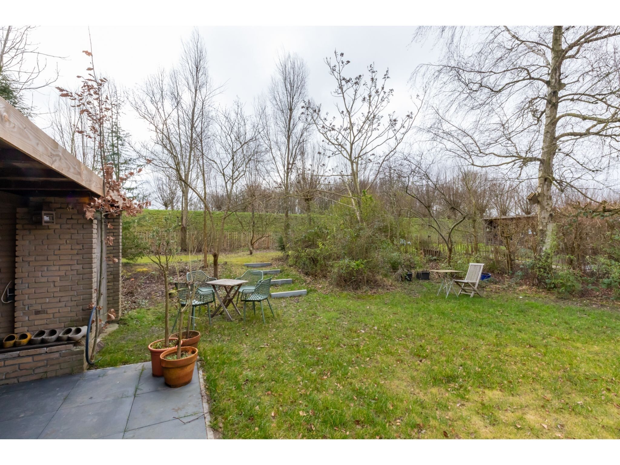 De tuin van Inlaag 31 in Wolphaartsdijk