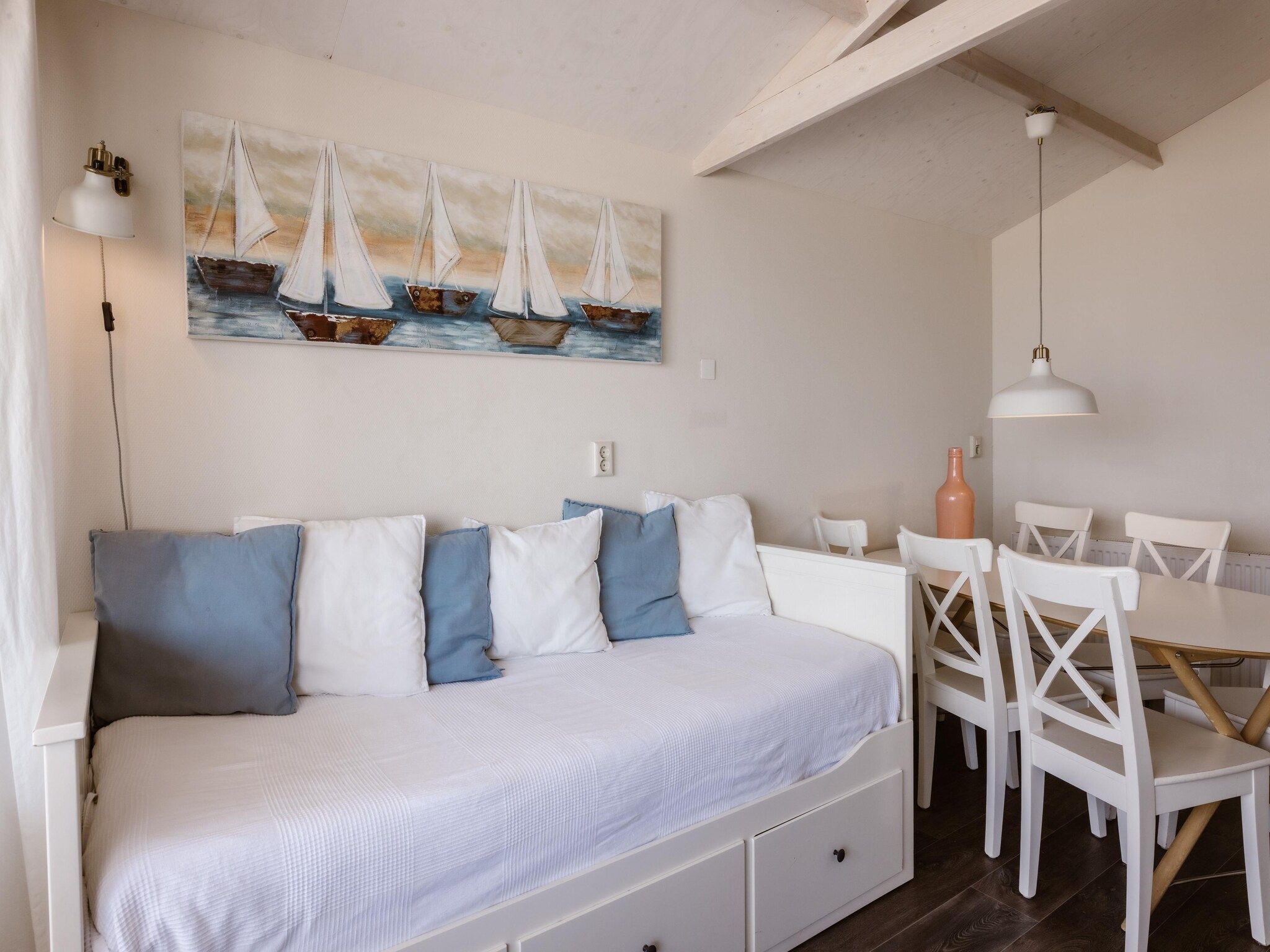 De woonkamer van Resort Beach Houses Wijk aan Zee 6 in Wijk aan Zee
