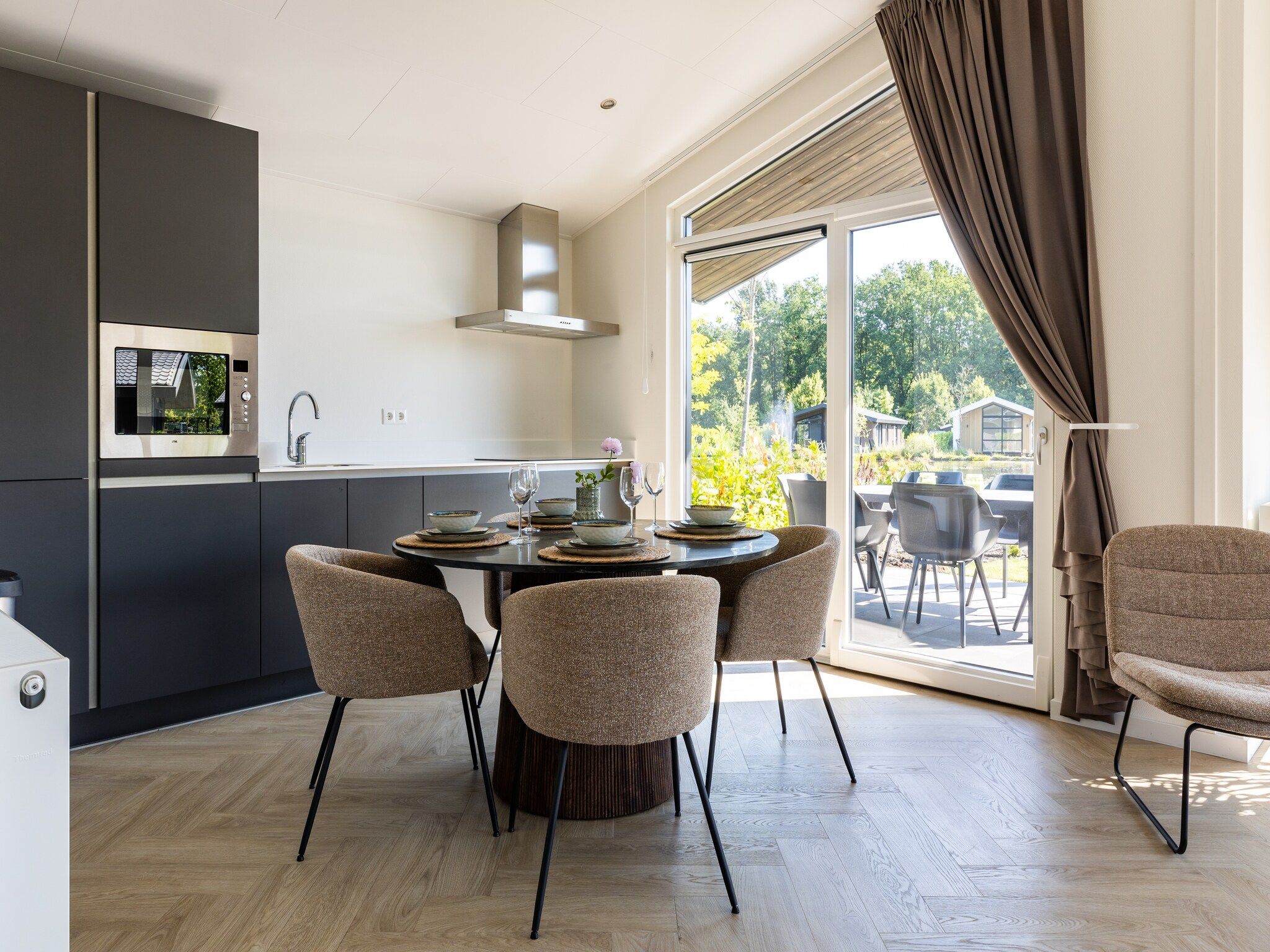 De keuken van Vakantiepark Molenvelden 7 in Veldhoven