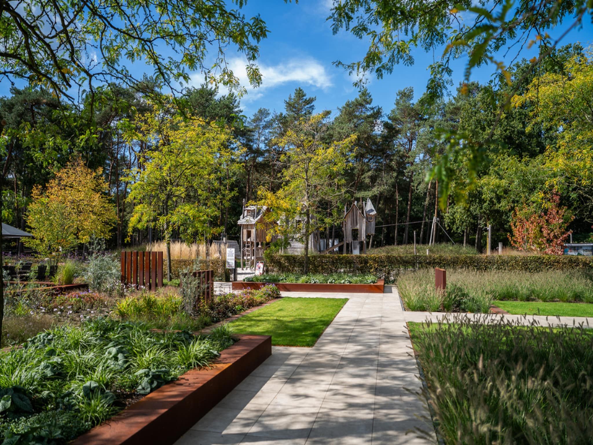 De tuin van Vakantiepark Molenvelden 8 in Veldhoven