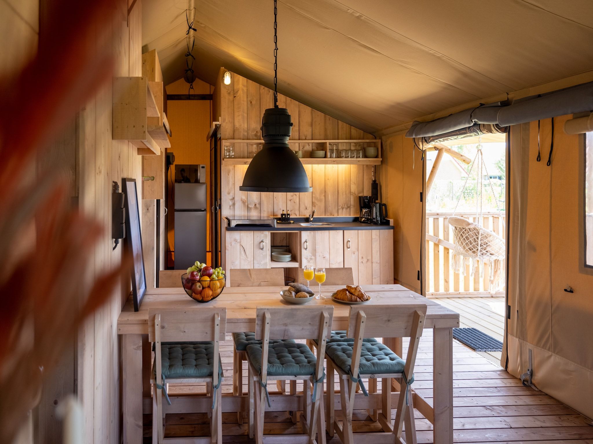 De keuken van Villavakantiepark IJsselhof 11 in Andijk