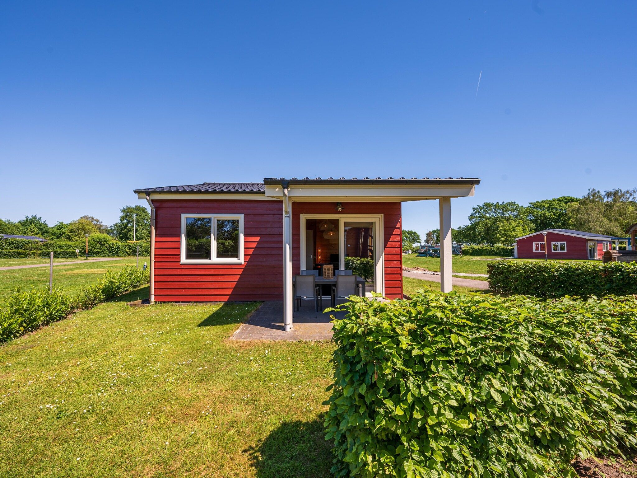 De buitenkant van Vakantiehuisje 20 in Someren-Heide