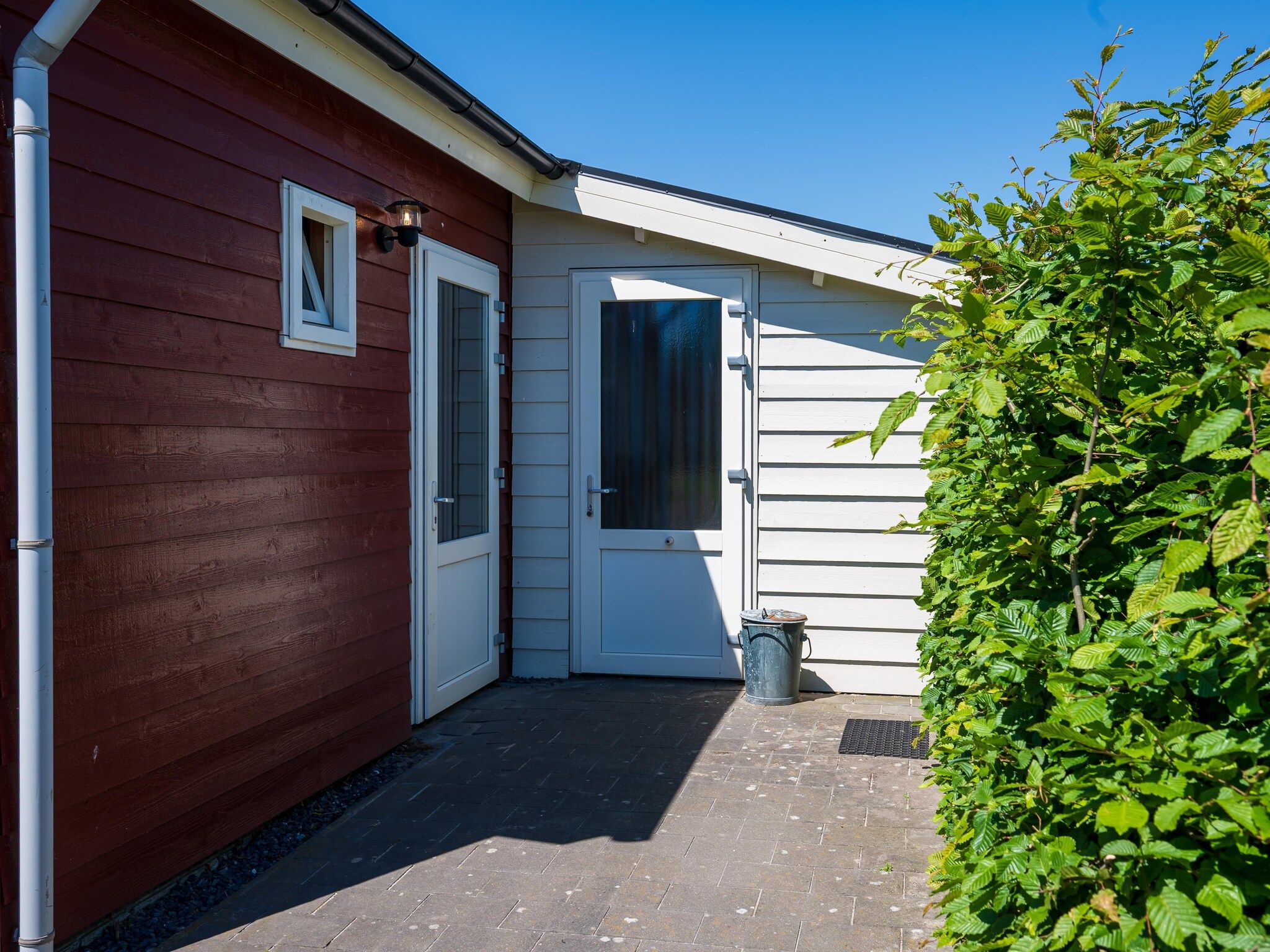 De buitenkant van Vakantiehuisje 20 in Someren-Heide