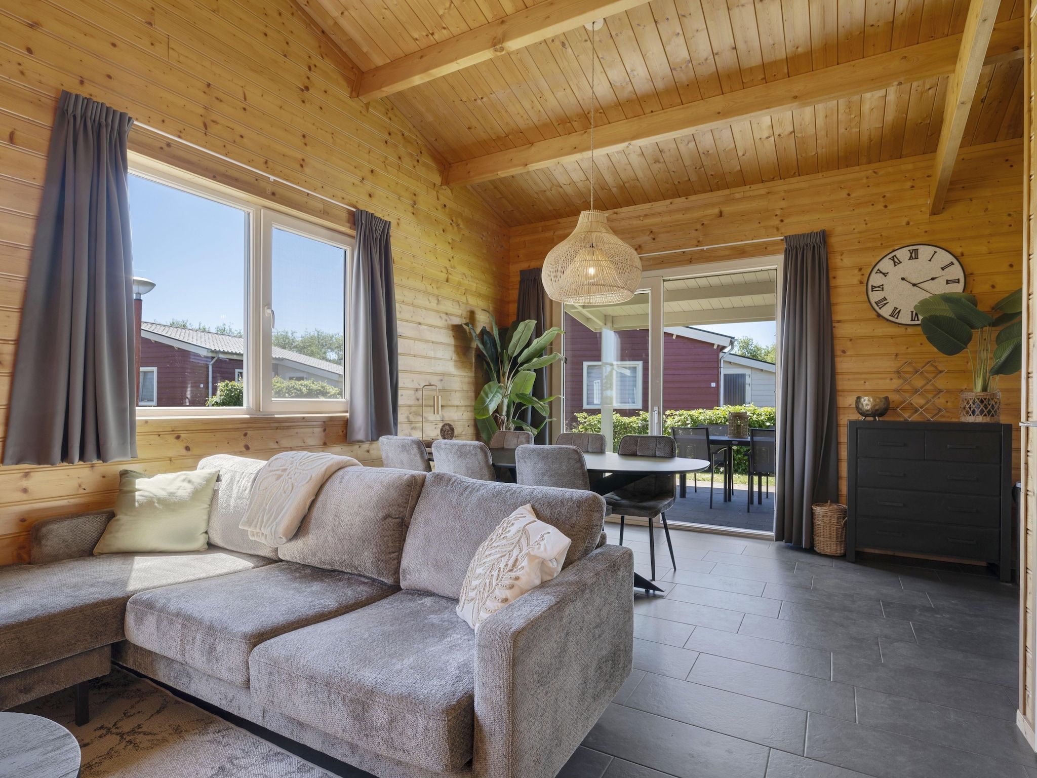 De woonkamer van Vakantiehuisje 20 in Someren-Heide