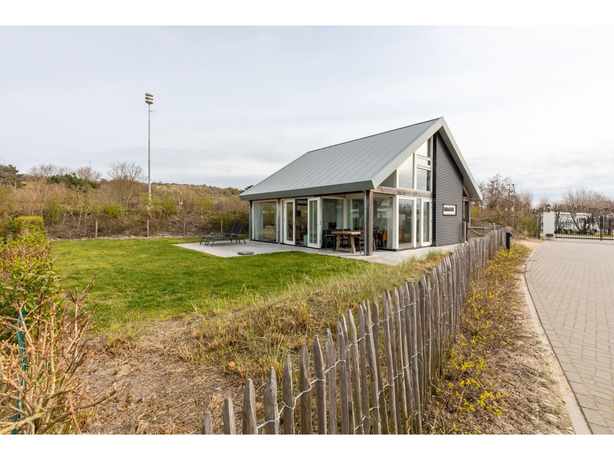 De buitenkant van Strandvilla 31 in Renesse
