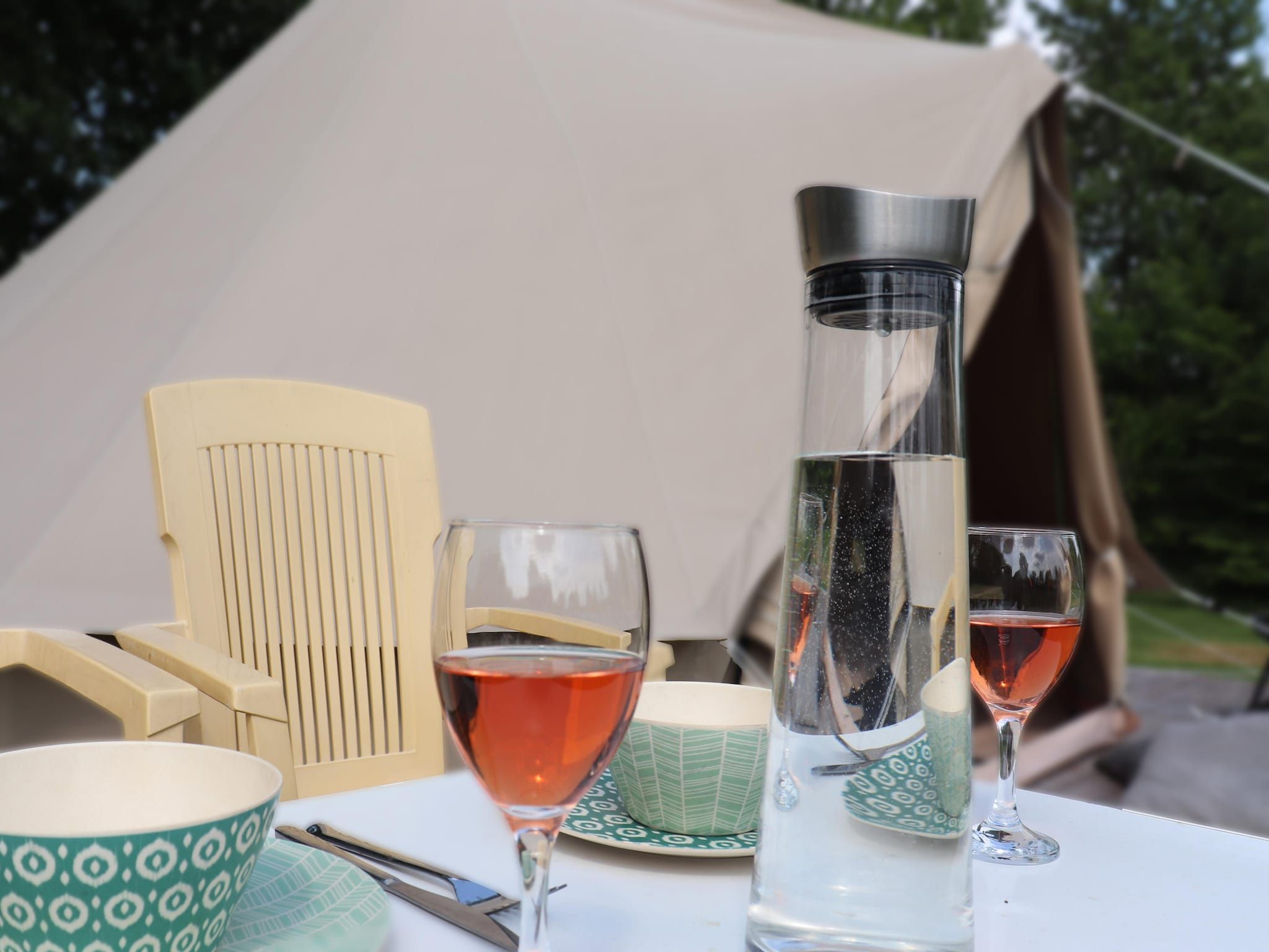 Sfeerbeeld van Glamour tent 'Kreas'" in Twijzel