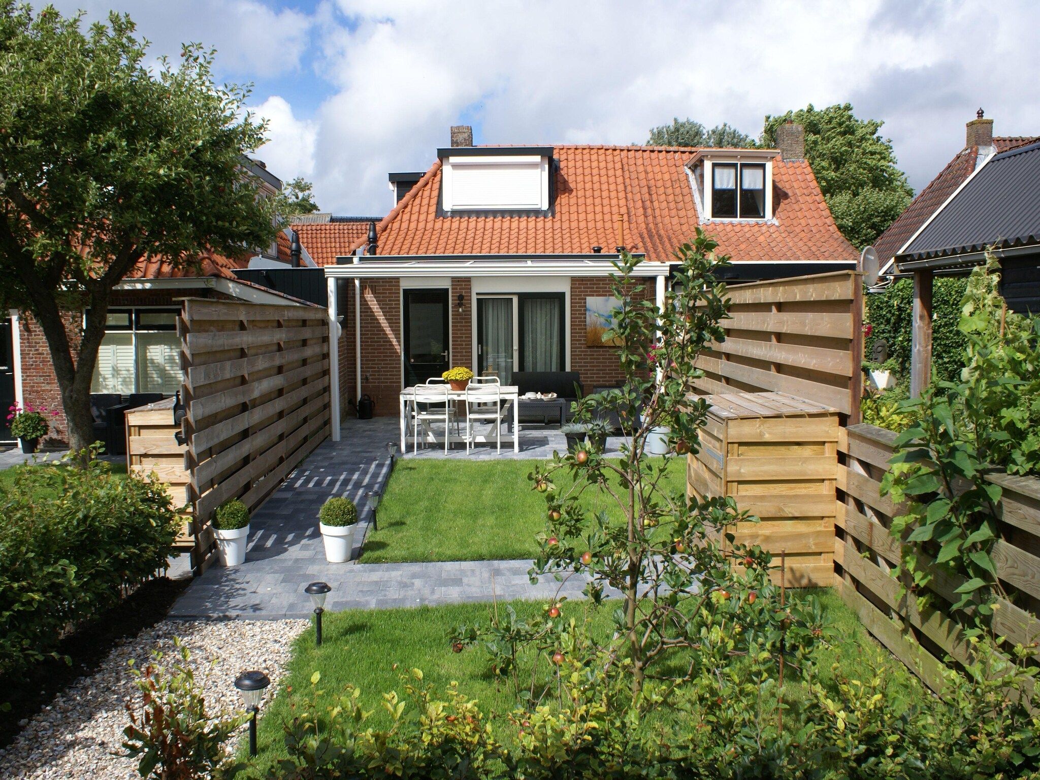 De tuin van Wad'n Leven en Geluk in Paesens