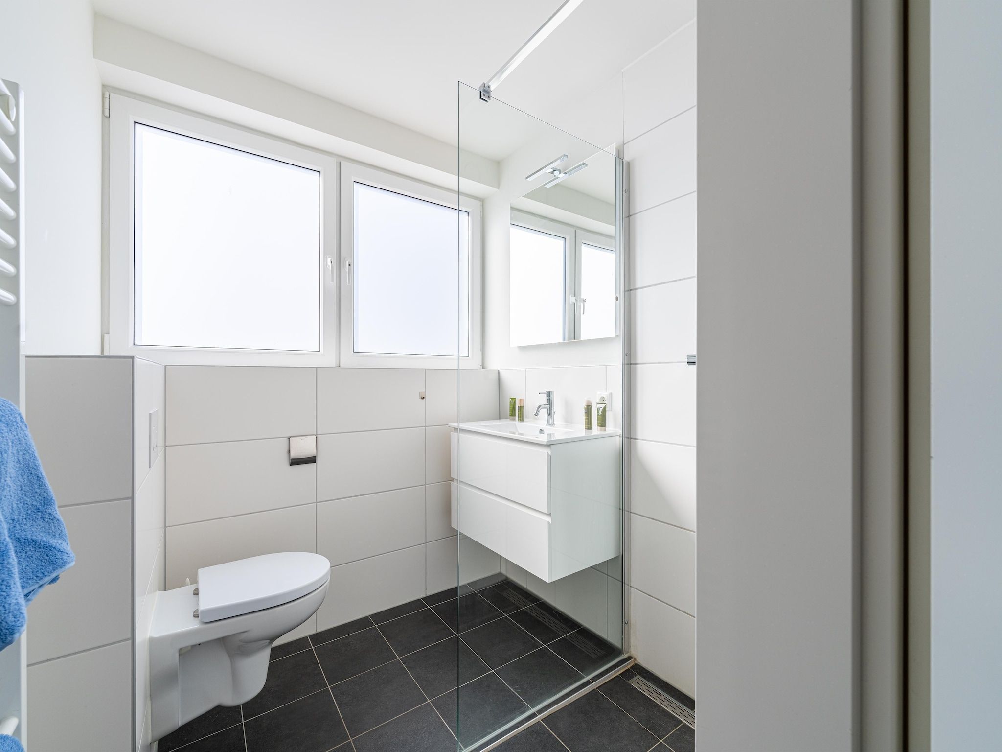 De badkamer van Kuifduiker 138c in Simonshaven