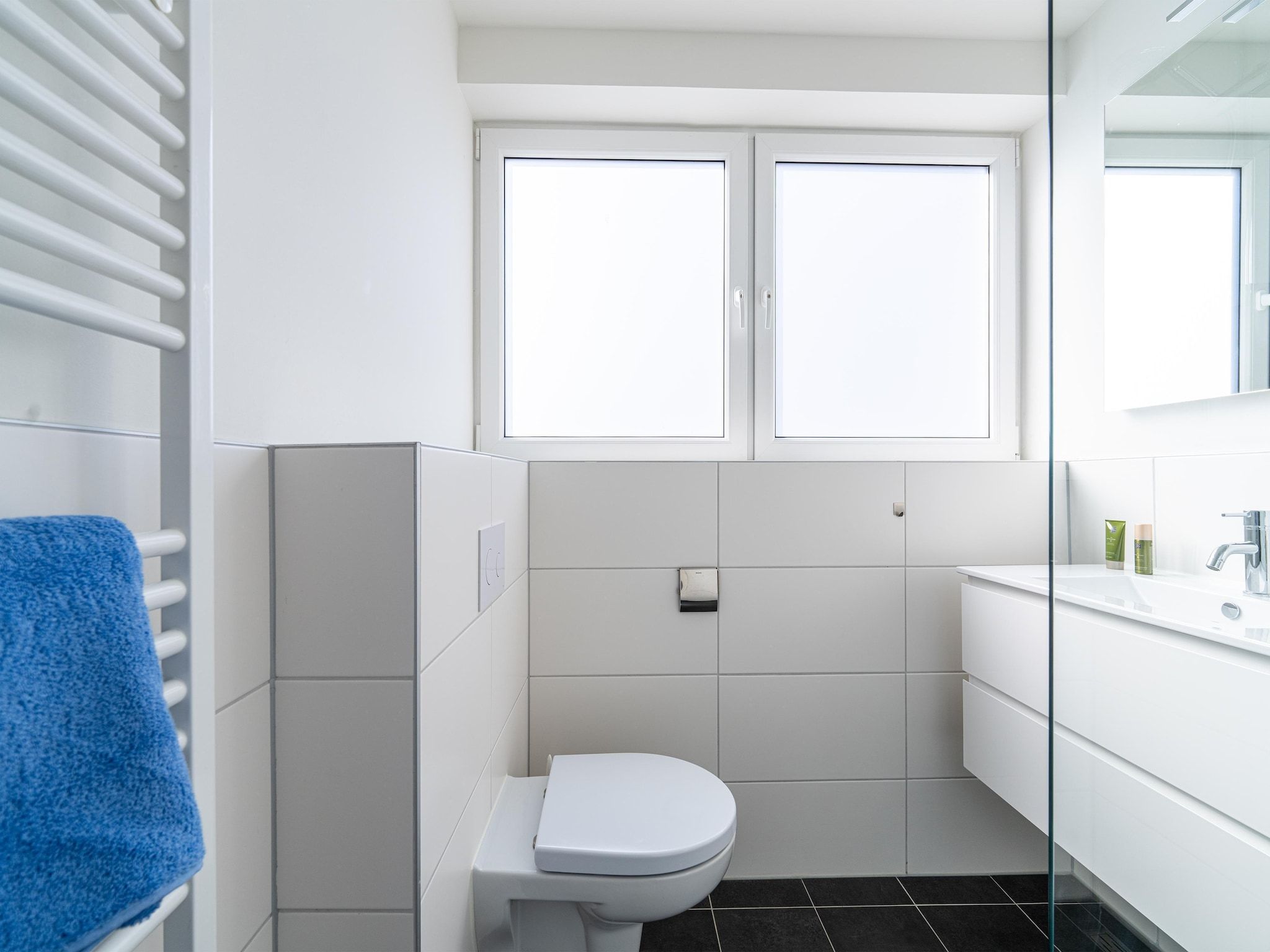 De badkamer van Kuifduiker 138c in Simonshaven