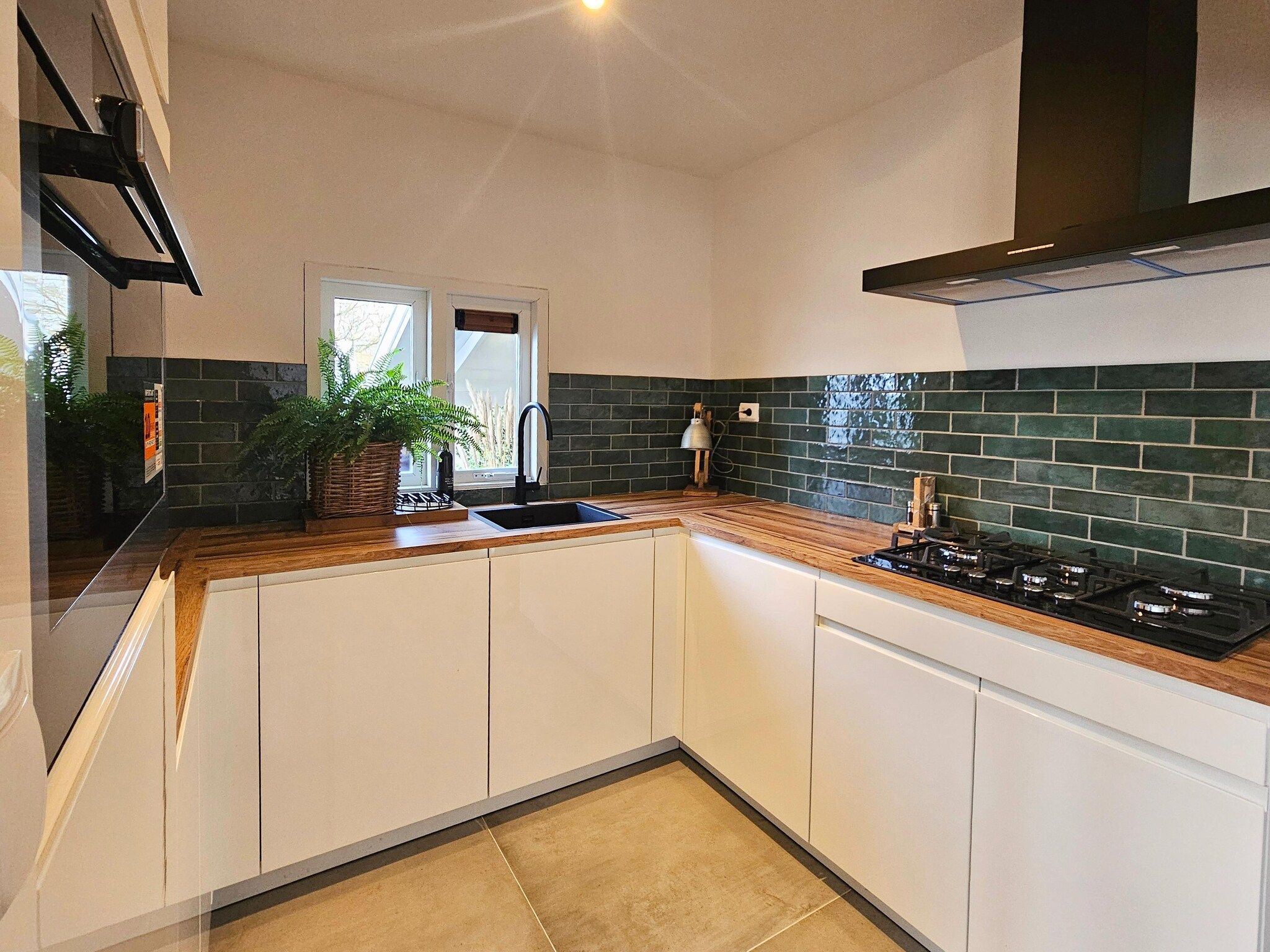 De keuken van Chalet Kieftveen Voorthuizen II 4 pax -817 in Voorthuizen