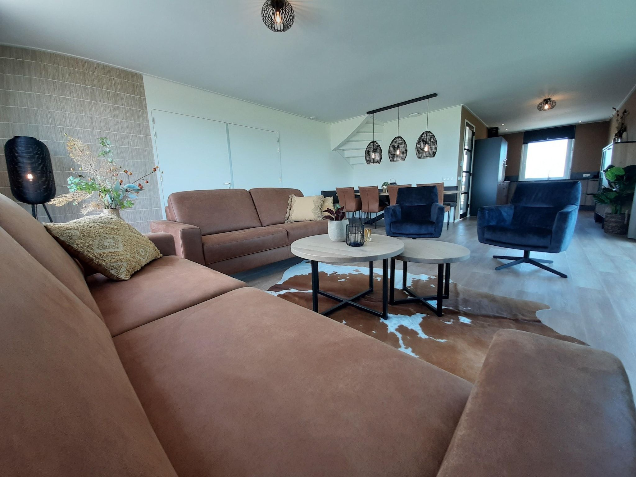 De woonkamer van Friese Villa - 6 persoons met sloep optioneel bij te boeken in Leons