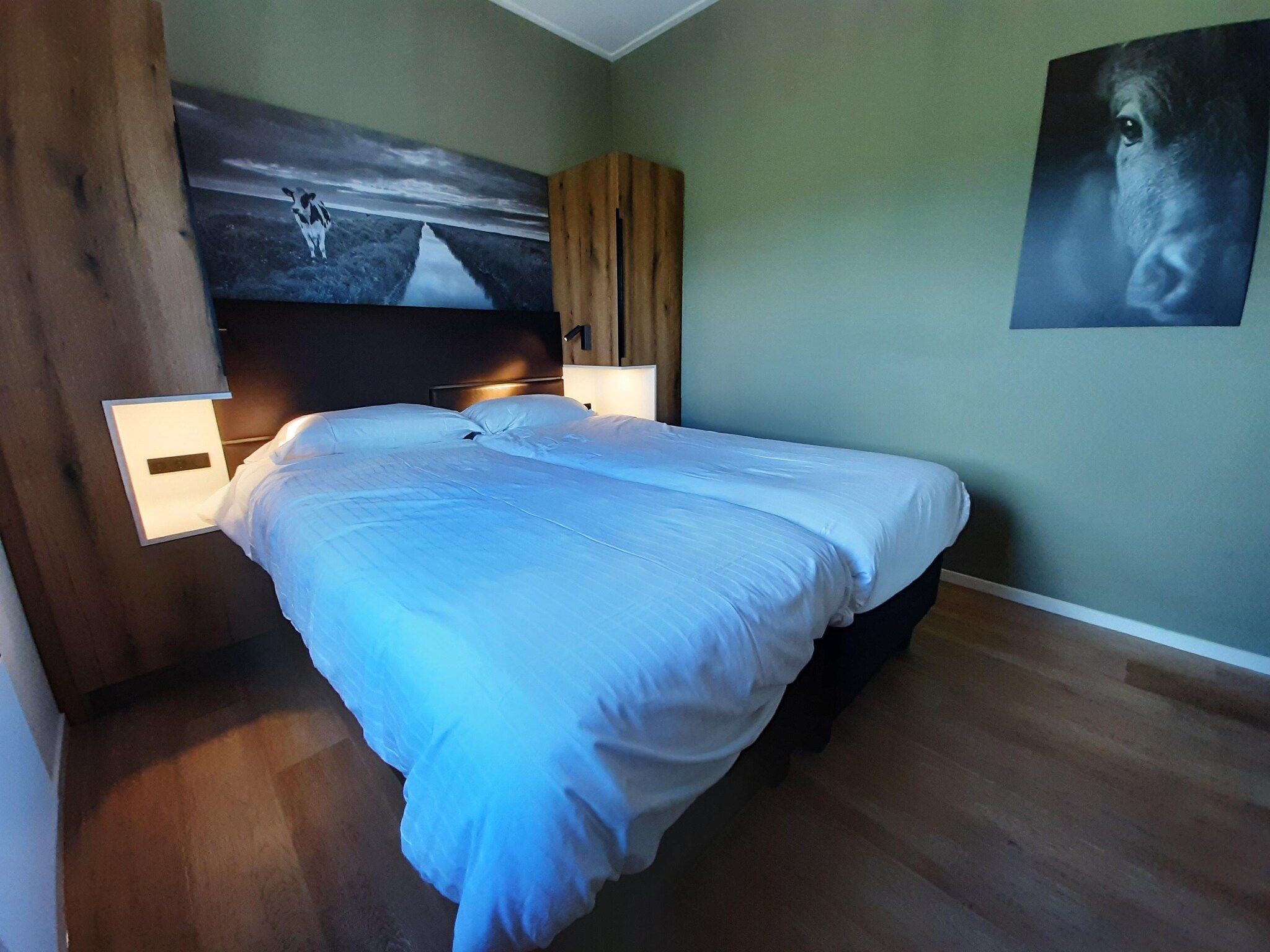 Een slaapkamer van Friese Villa 6 pers met sloep optioneel bij te boeken in Leons