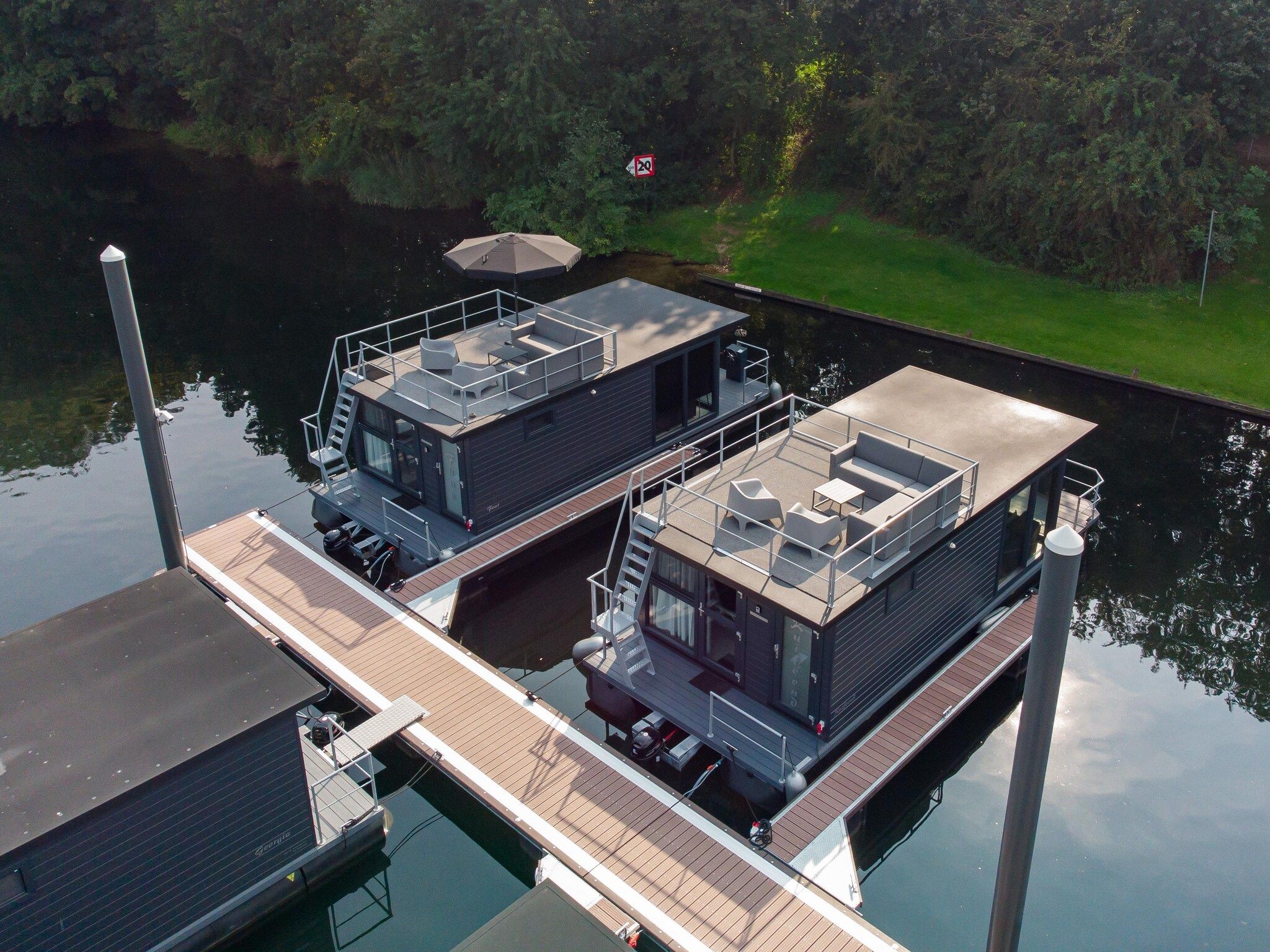 Sfeerbeeld van Houseboat Marina Mookerplas 2 in Middelaar
