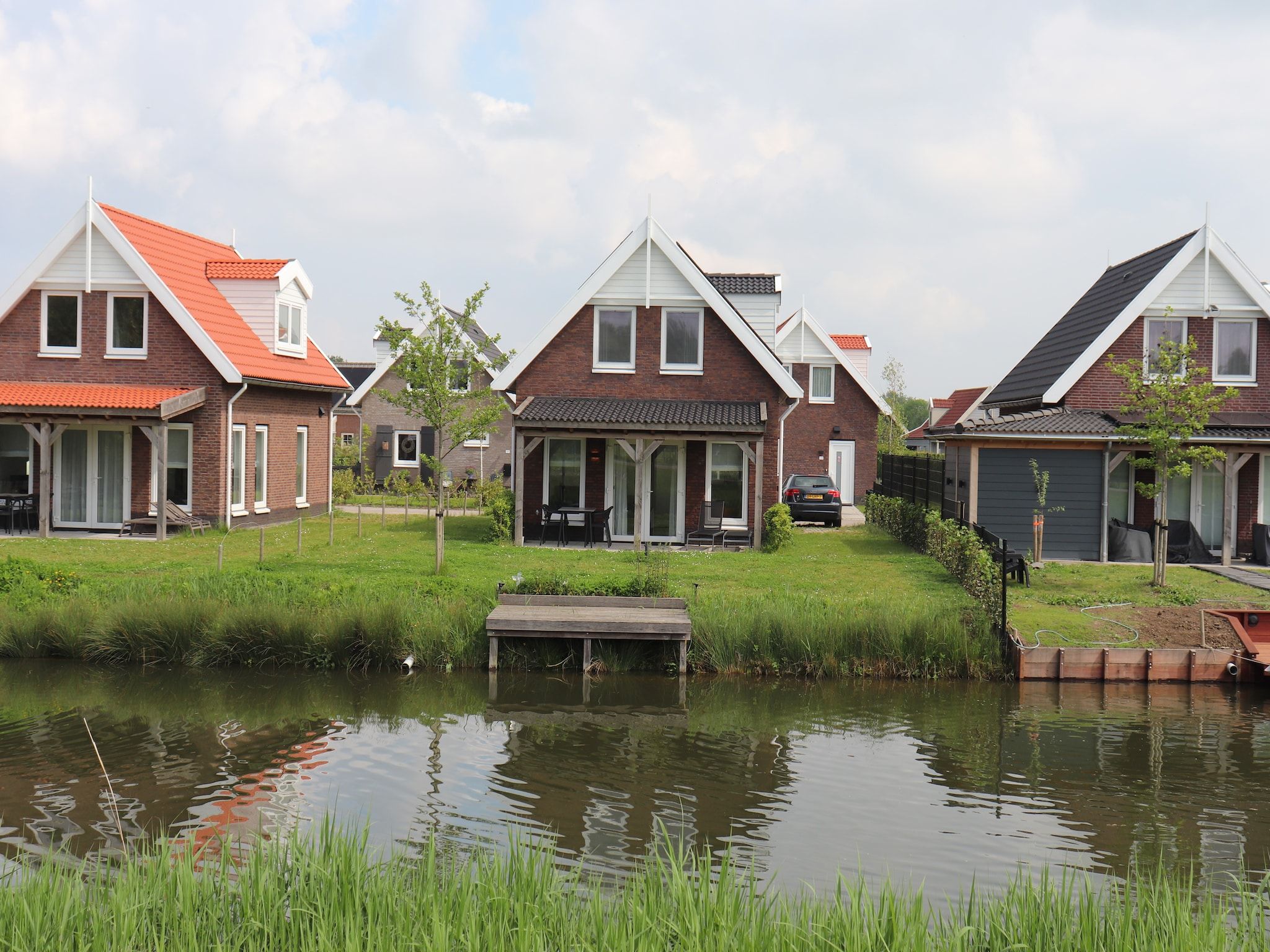 De buitenkant van Kuifduiker 124 in Simonshaven
