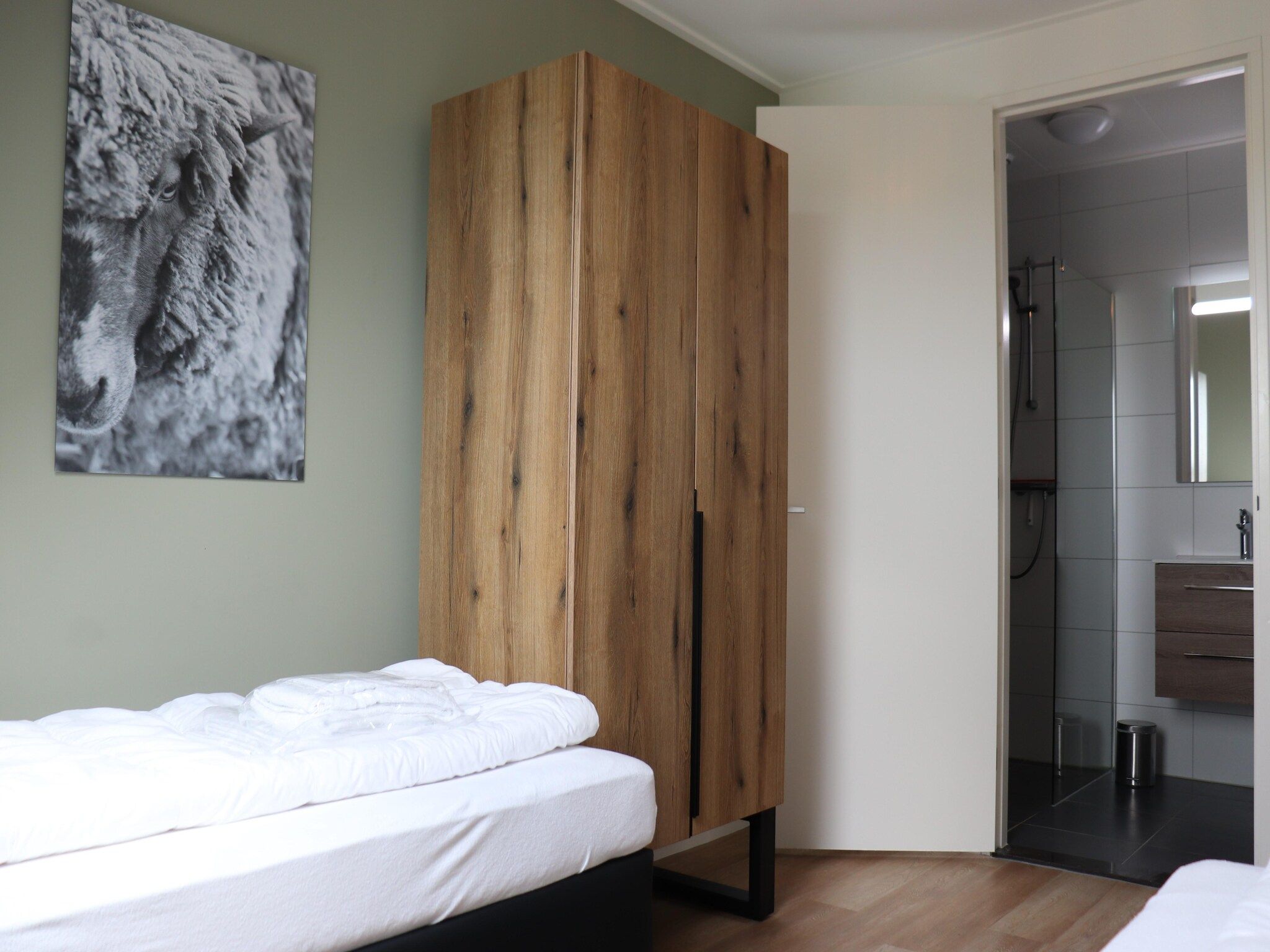 Een slaapkamer van 20 persoons villa in Leons