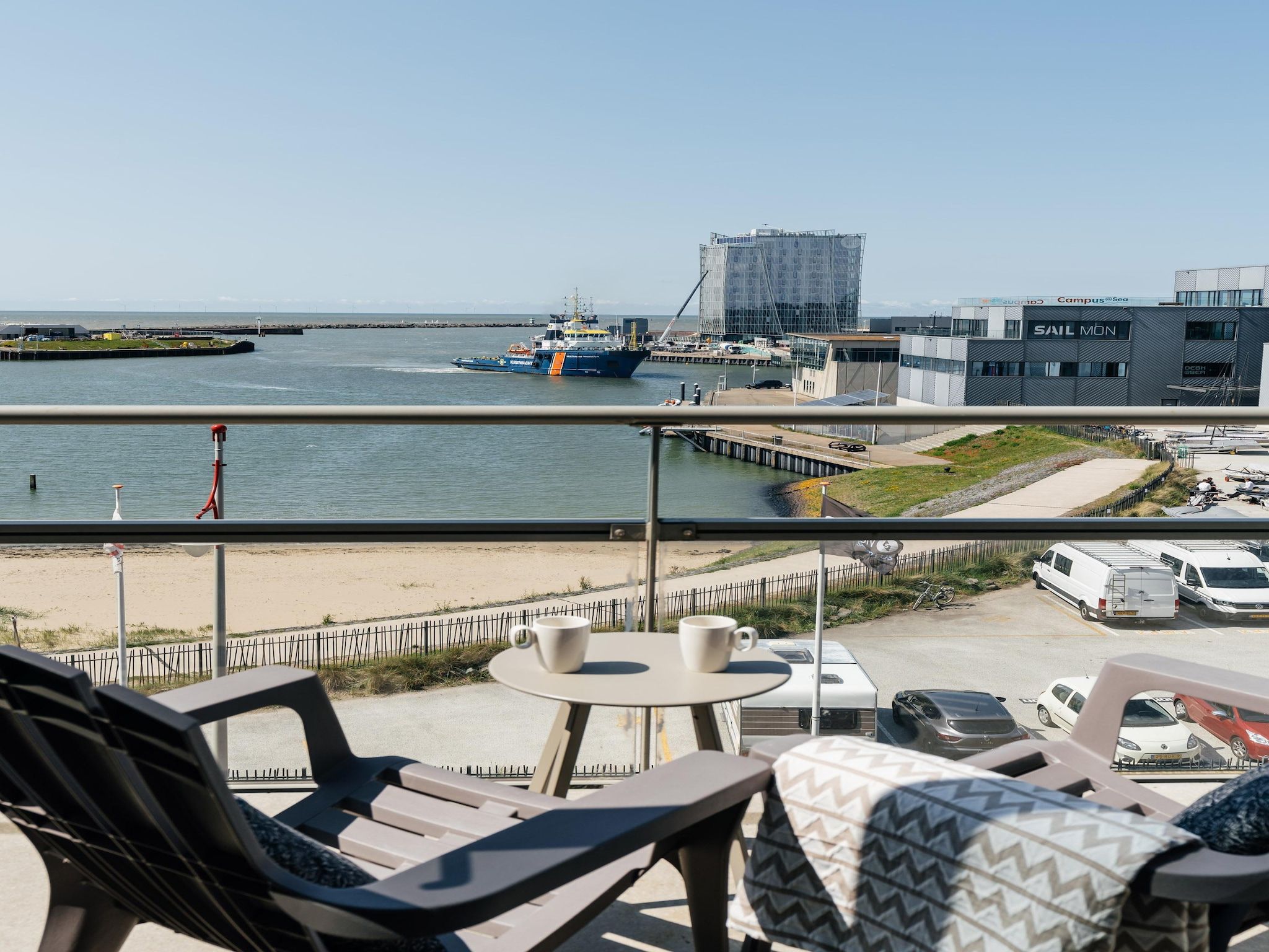 Het uitzicht vanaf Scheveningen Harbour 40A in Den Haag