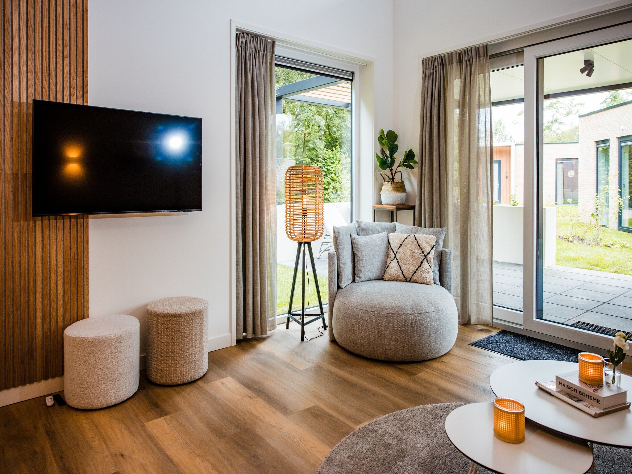 De woonkamer van Steenpatrijs 17-07 in Voorthuizen