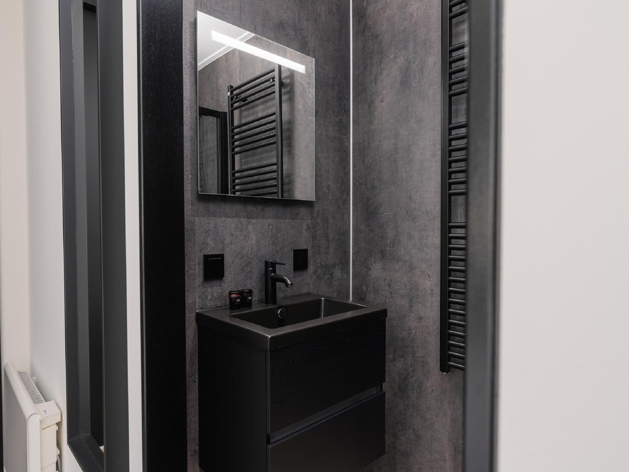De badkamer van MarinaPark Nieuw Loosdrecht 3 in Nieuw-Loosdrecht