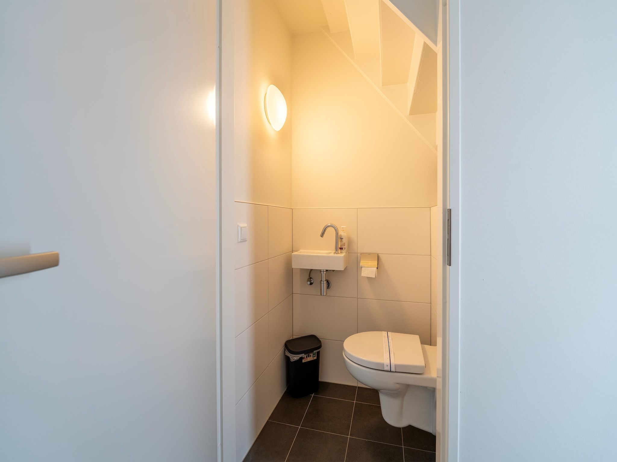 De badkamer van Kuifduiker 3 in Simonshaven