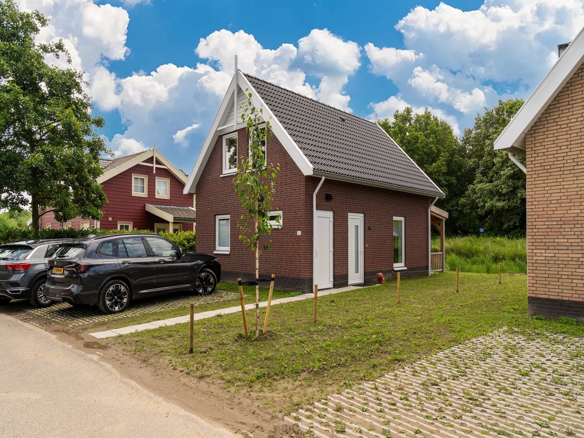 De buitenkant van Kuifduiker 3 in Simonshaven