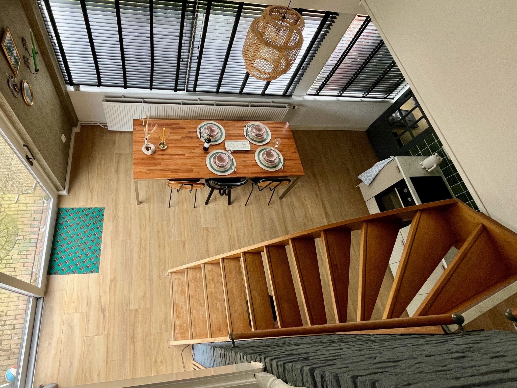 De eetkamer van Familiehuis in Noordwijkerhout in Noordwijkerhout