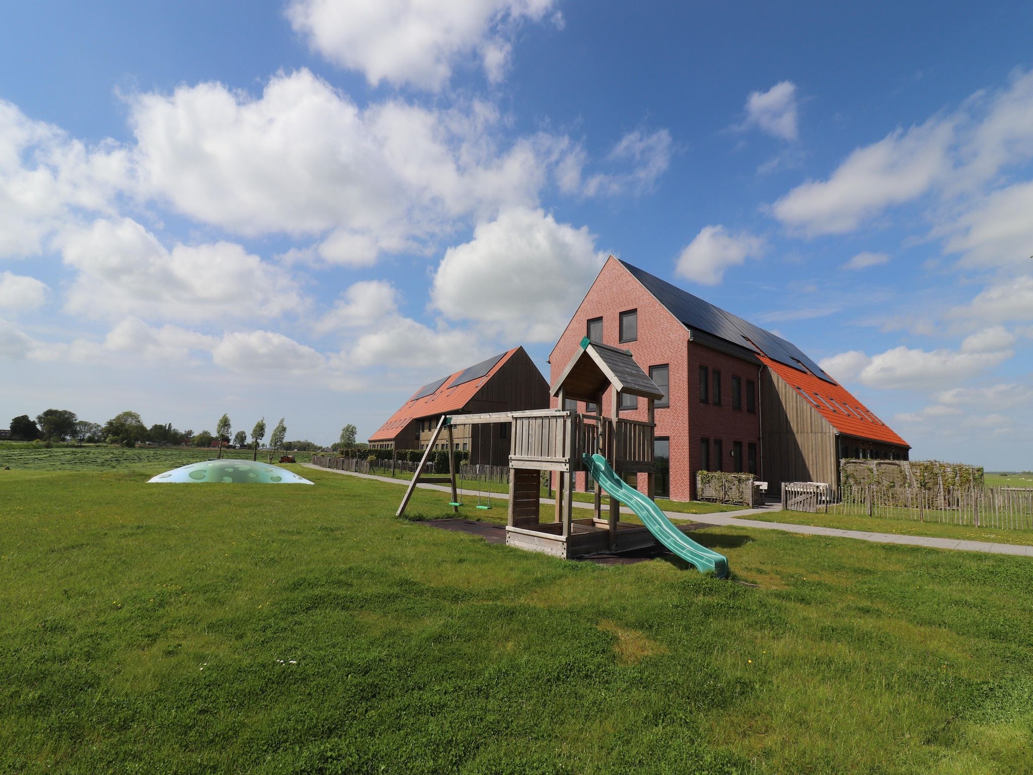 Voorzieningen bij Friese villa in Leons in Leons