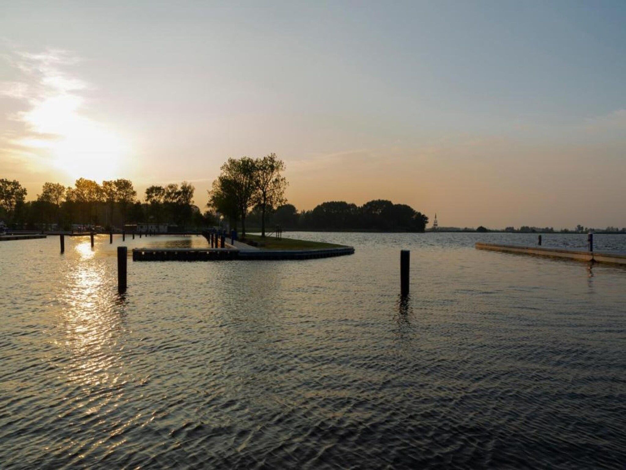 De omgeving van Houseboat - Paviljoenwei 4  Sneek Offingawier 'Boatique Sneek' in Offingawier