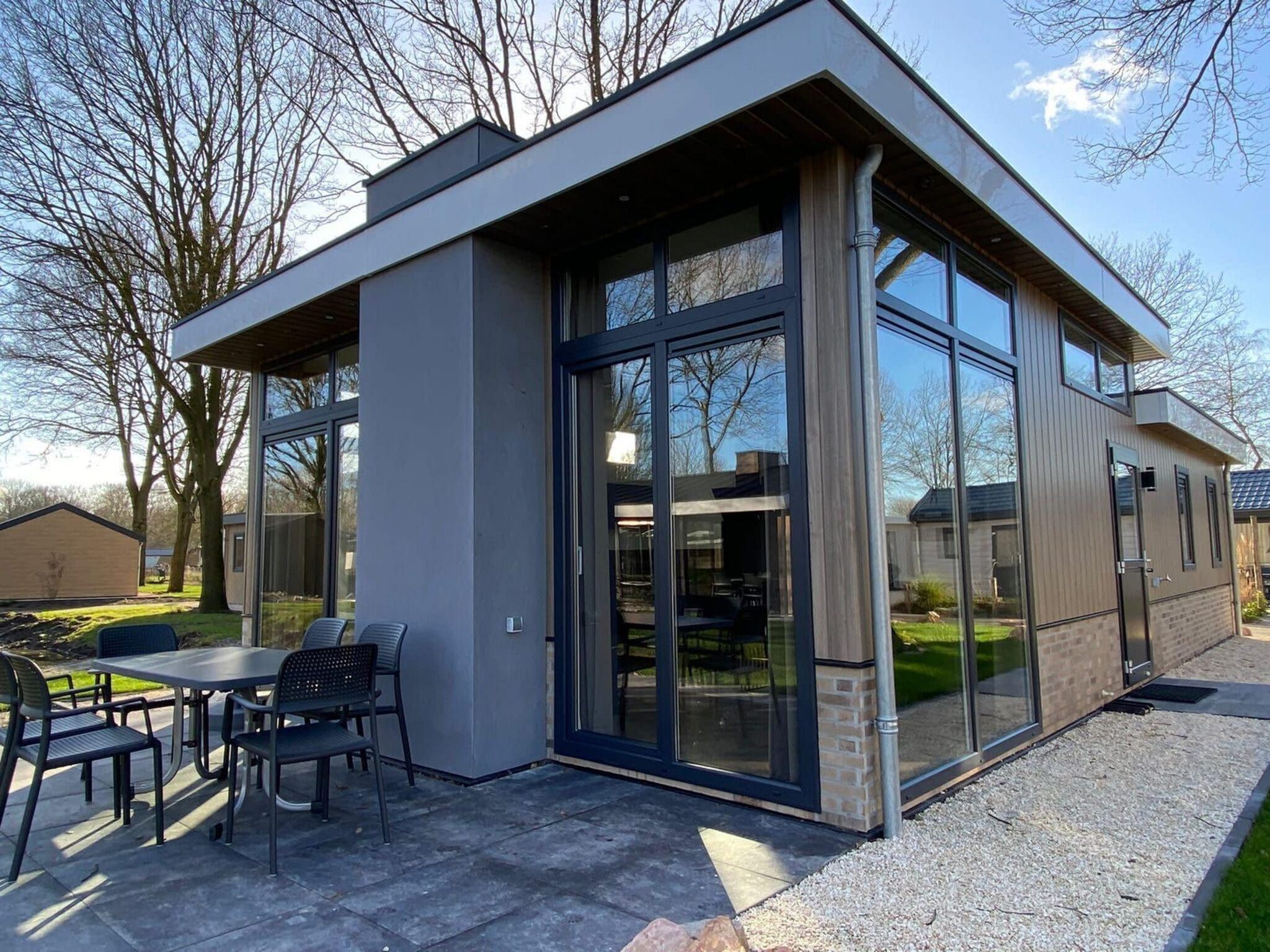 De buitenkant van Pavilion 6 in Kaatsheuvel