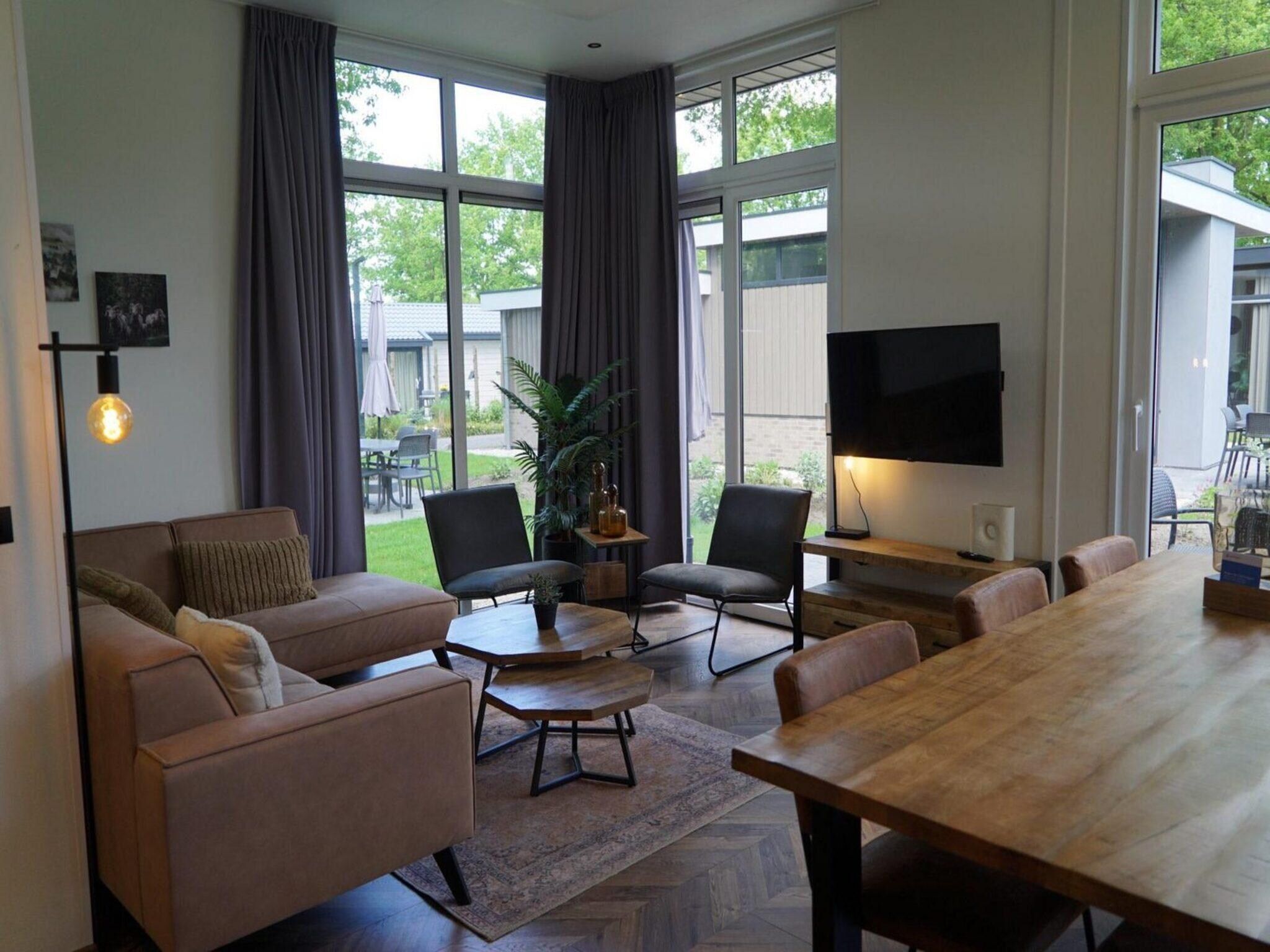 De woonkamer van Pavilion 6 in Kaatsheuvel