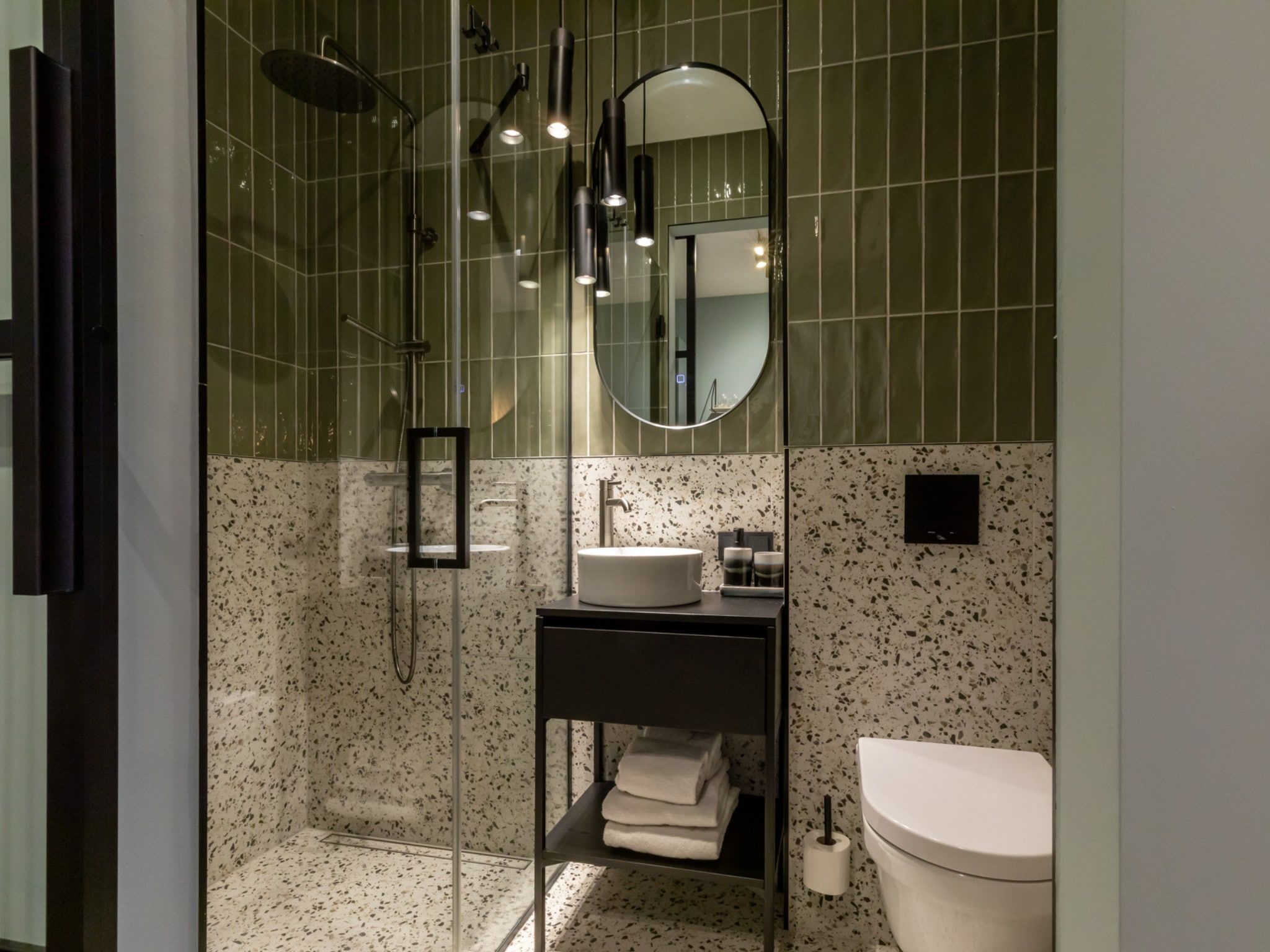 De badkamer van Studio ZEE in Koudekerke