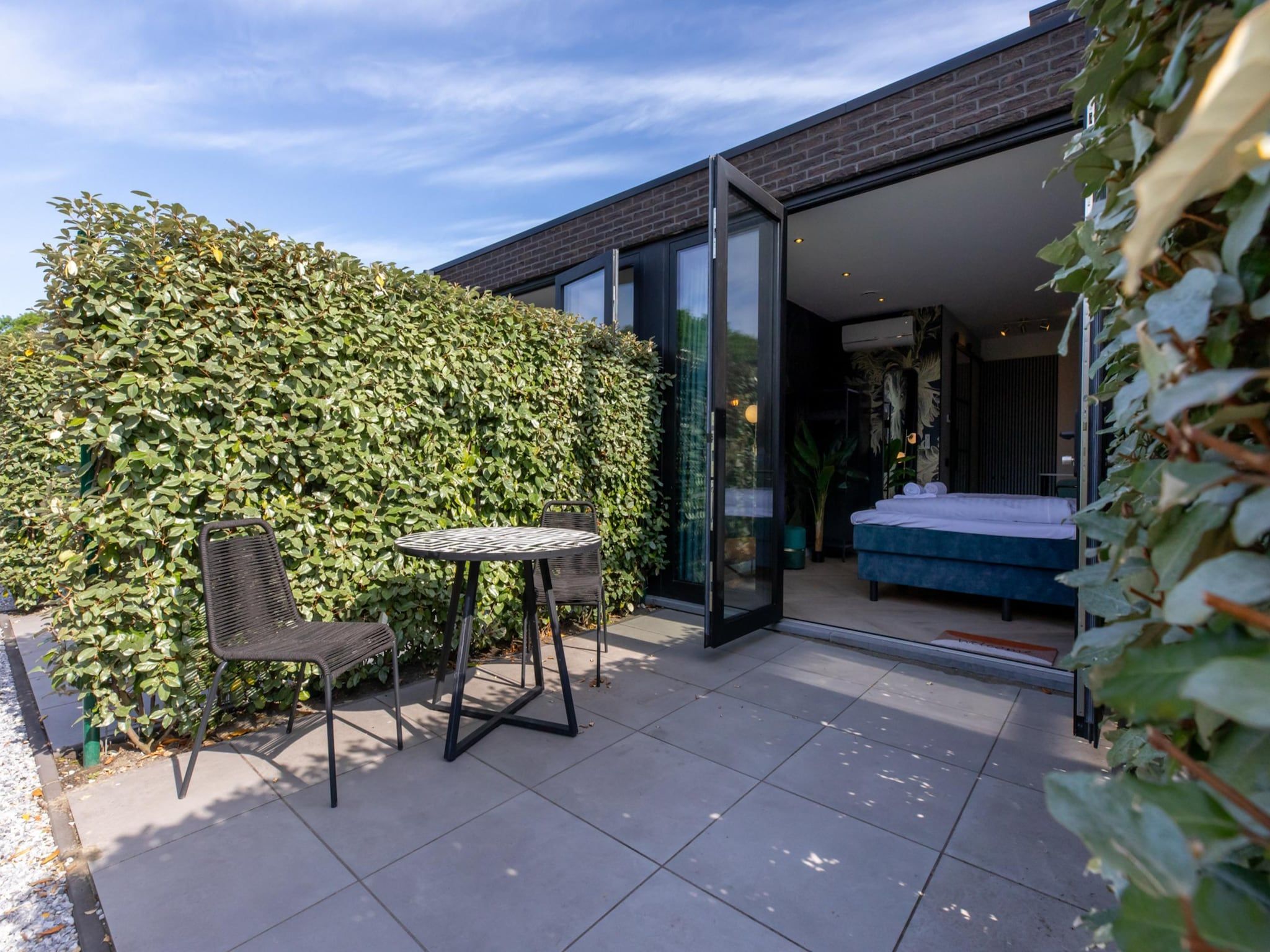 De tuin van Studio ZEE in Koudekerke