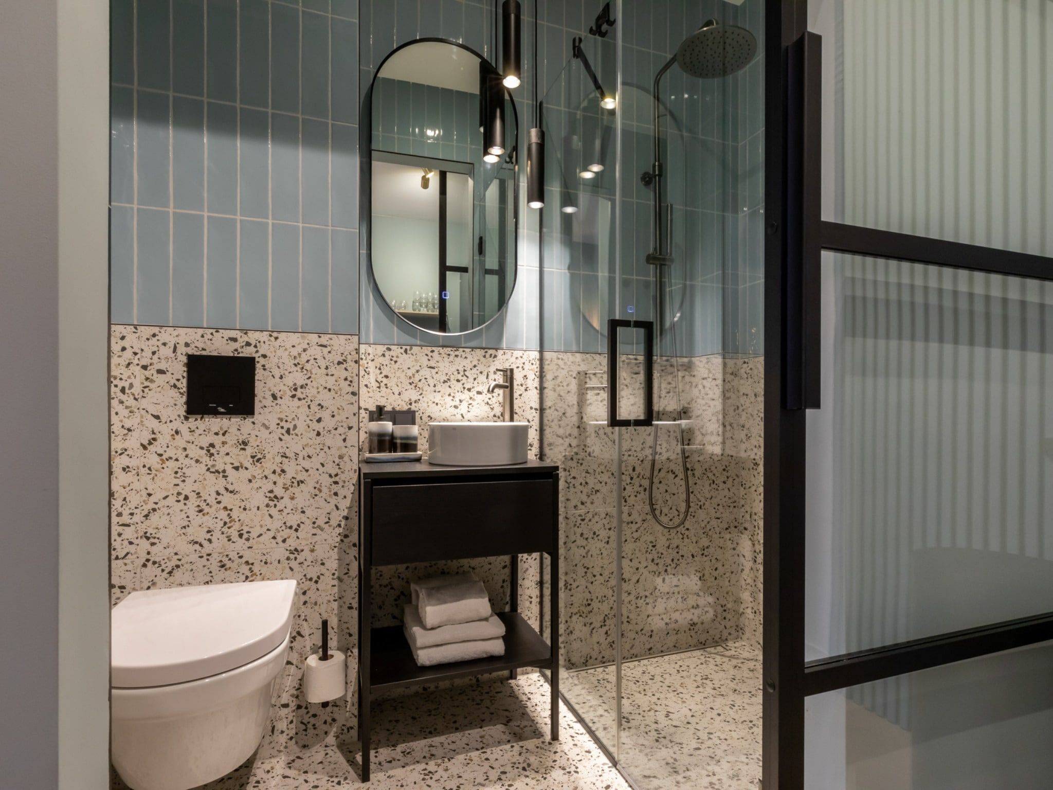 De badkamer van Studio BRIES in Koudekerke