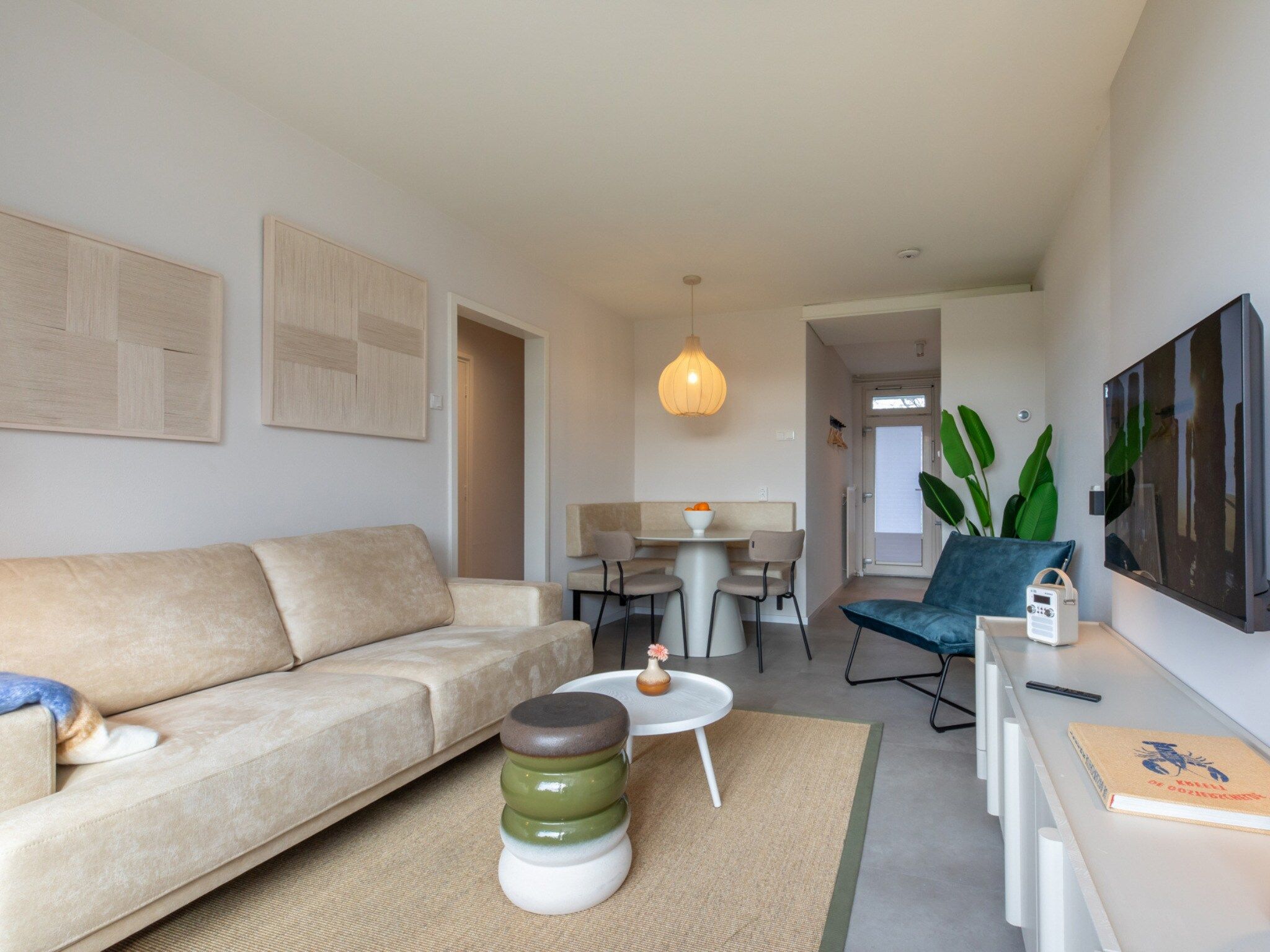 De woonkamer van Zoutelande 'Kurhaus appartement nr 1 in Zoutelande