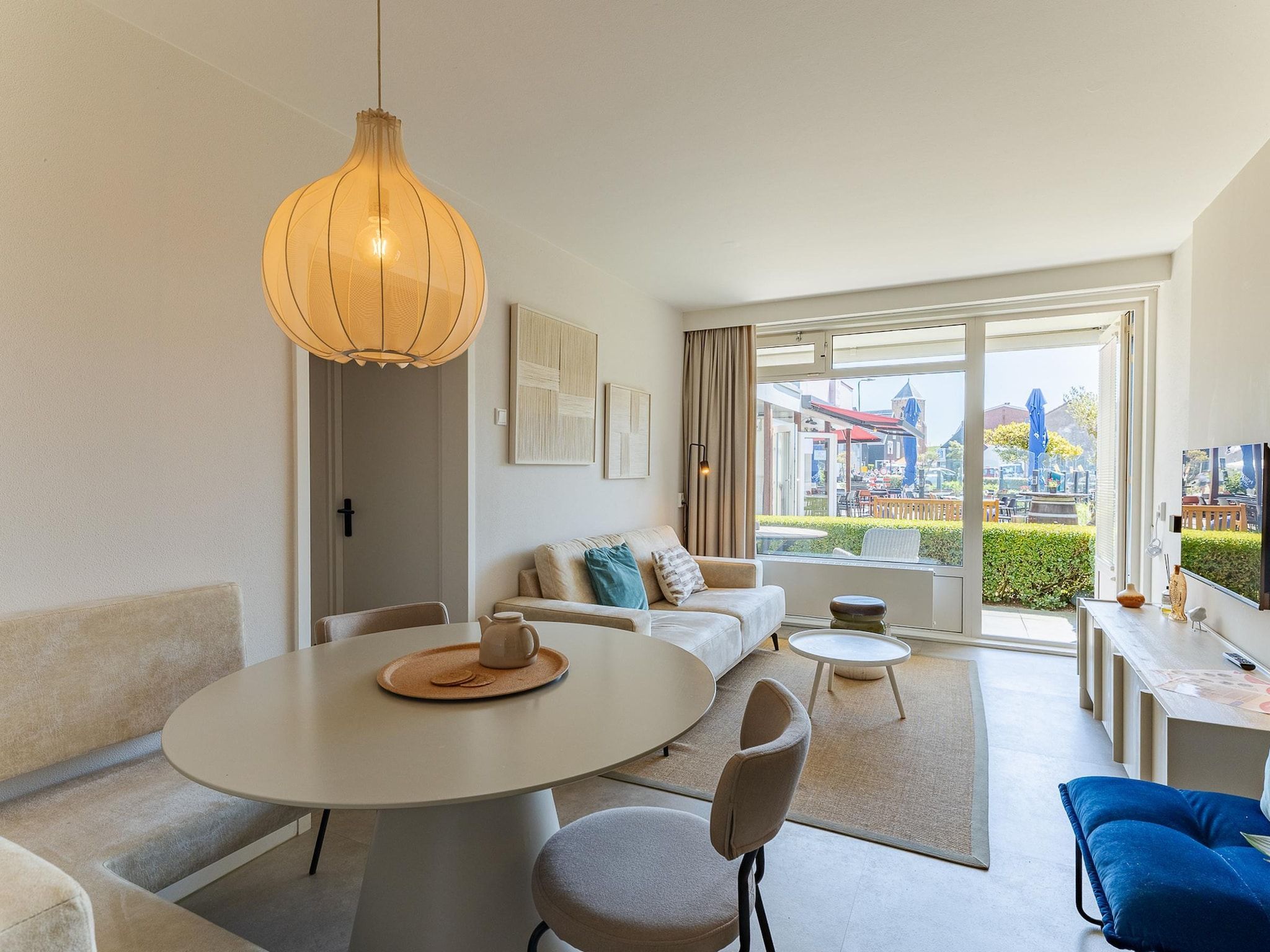 De woonkamer van Nieuwstraat 1  Zoutelande 'Kurhaus - 4 met sauna in Zoutelande