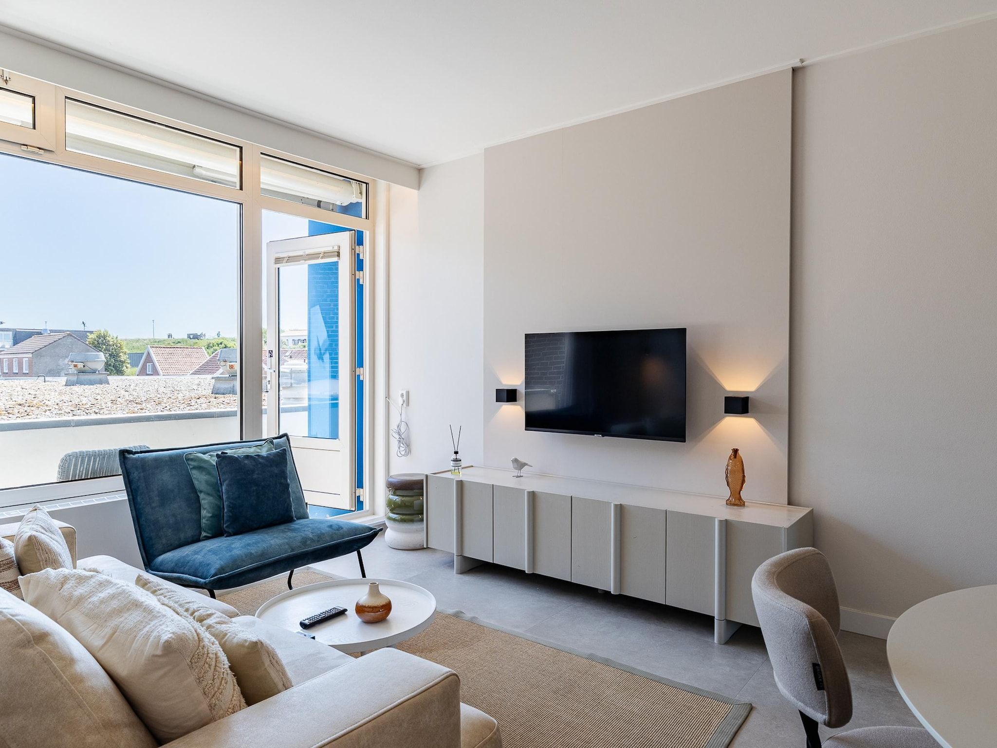 De woonkamer van Nieuwstraat 1  Zoutelande 'Kurhaus - 14 met sauna in Zoutelande