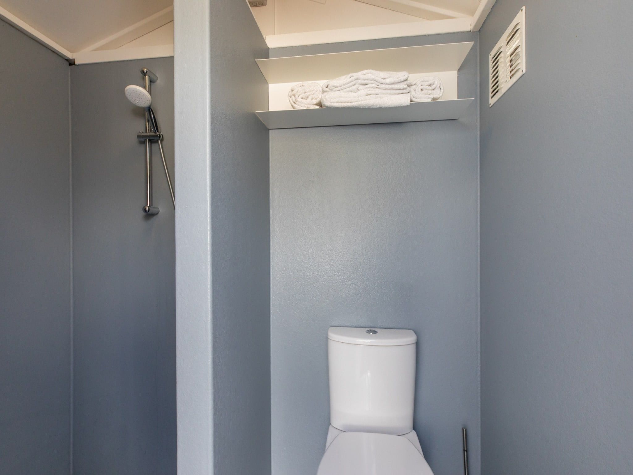 De badkamer van Strand Dishoek 345/346 in Dishoek