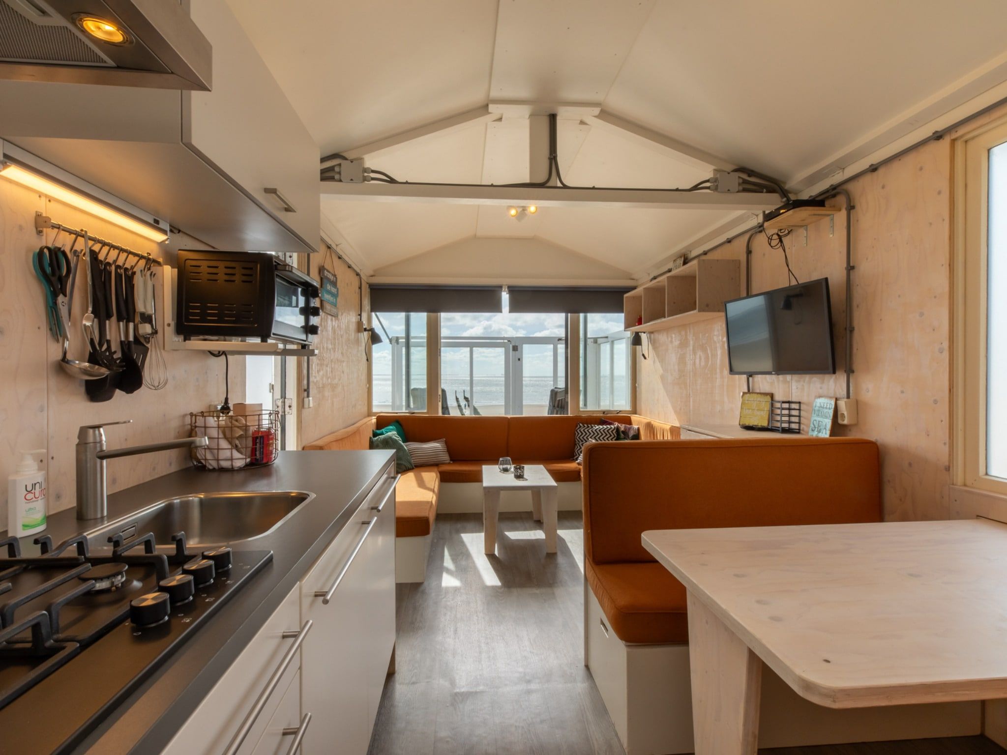 De keuken van Strand Dishoek 345/346 in Dishoek