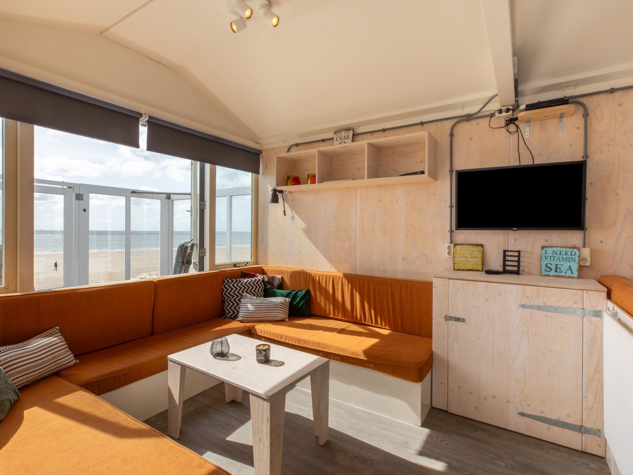 De woonkamer van Strand Dishoek 345/346 in Dishoek
