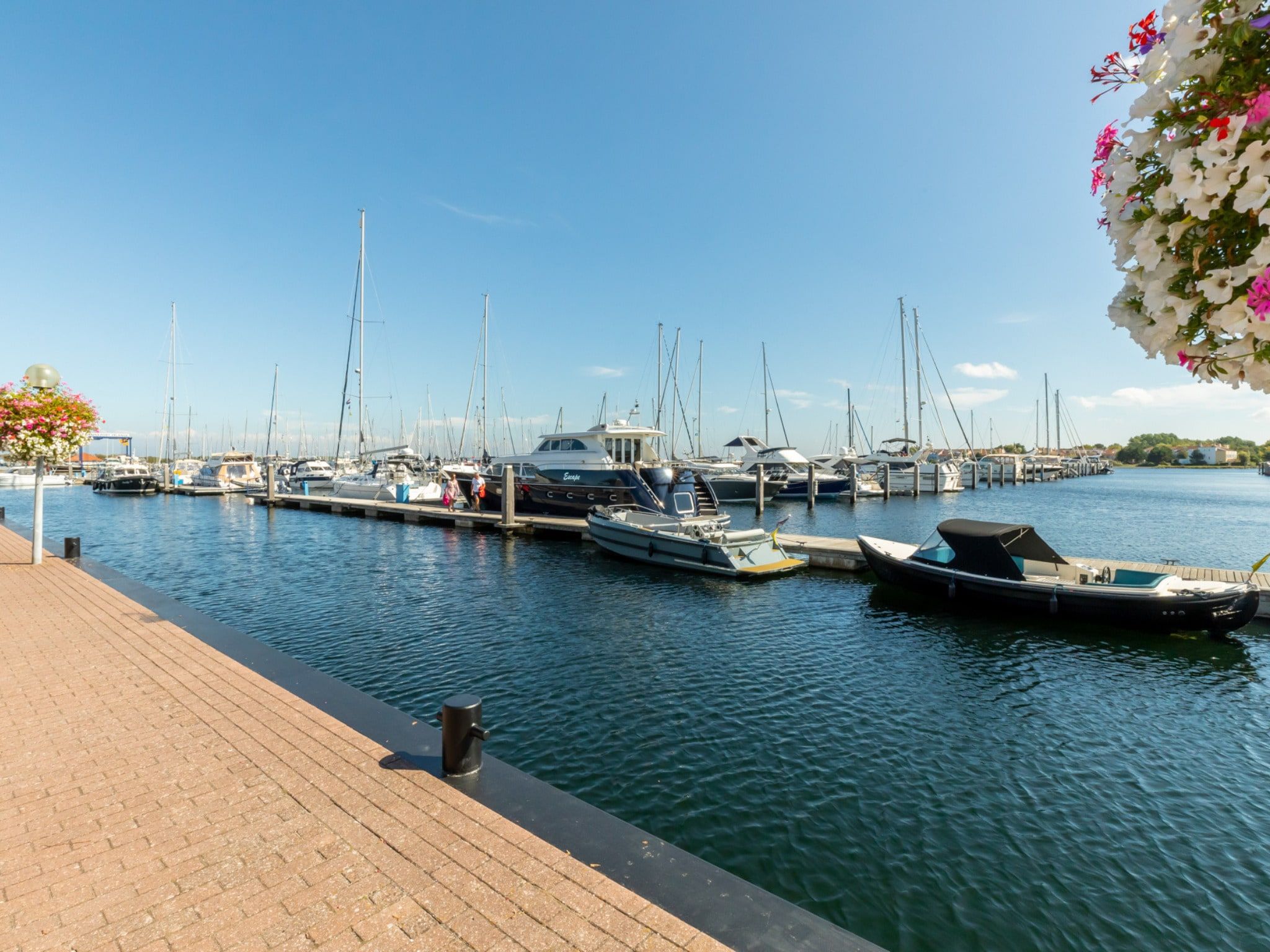 De omgeving van De Haaijmanweg 5  Burgh Haamstede 'Huisje 86' in Burgh-Haamstede