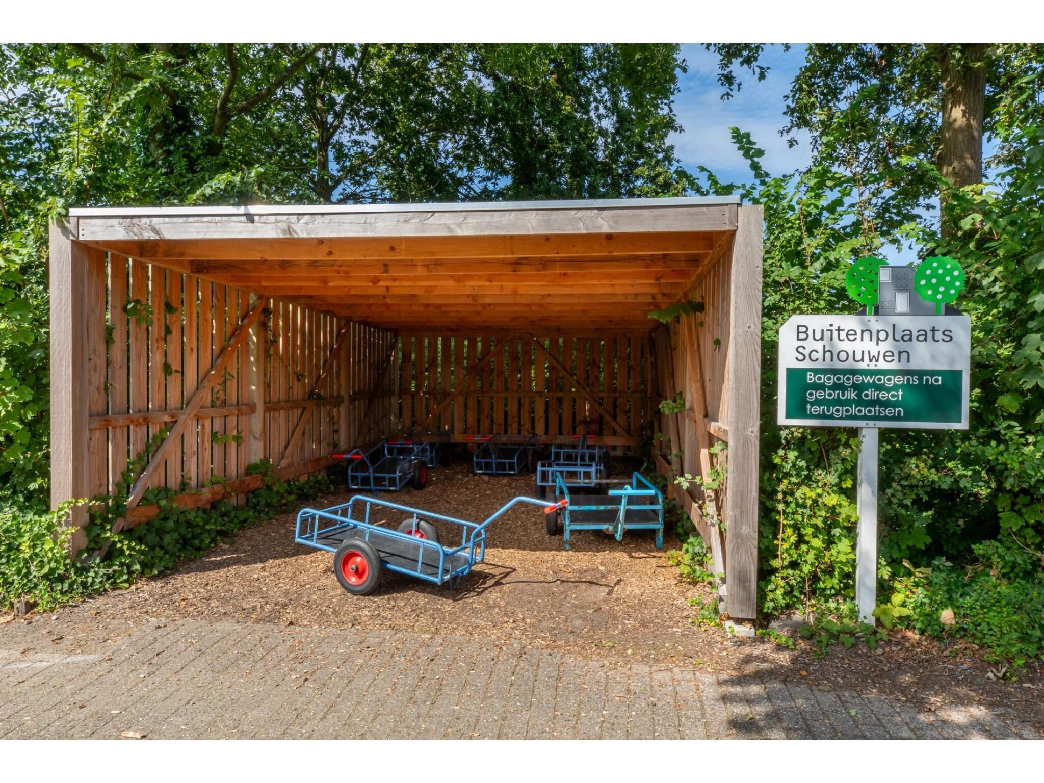 Parkfaciliteiten bij De Haaijmanweg 5  Burgh Haamstede 'Huisje 86' in Burgh-Haamstede