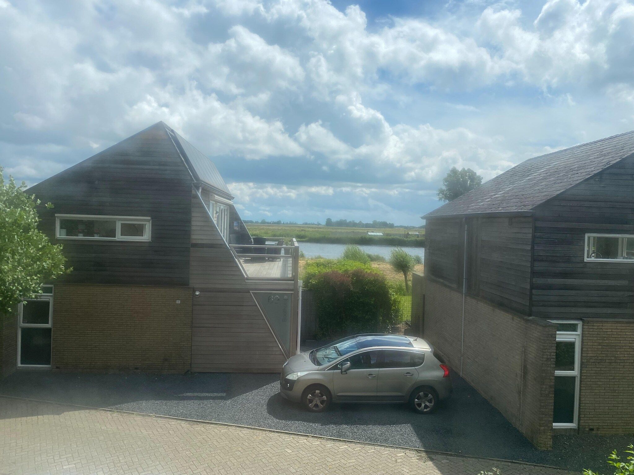 Het uitzicht vanaf Yné Lijte 68 in Grou