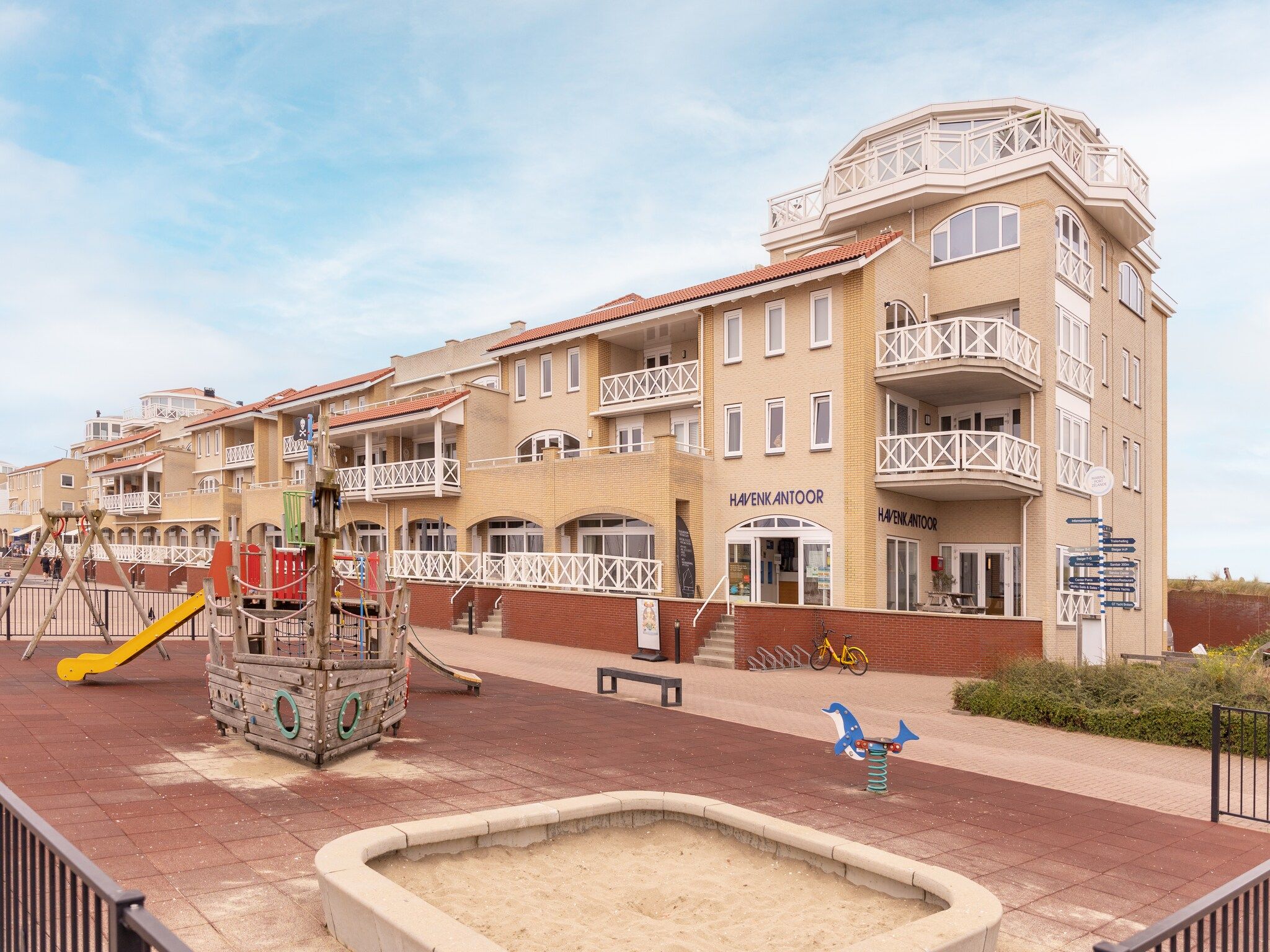 Parkfaciliteiten bij Marina Port Zélande 1 in Ouddorp