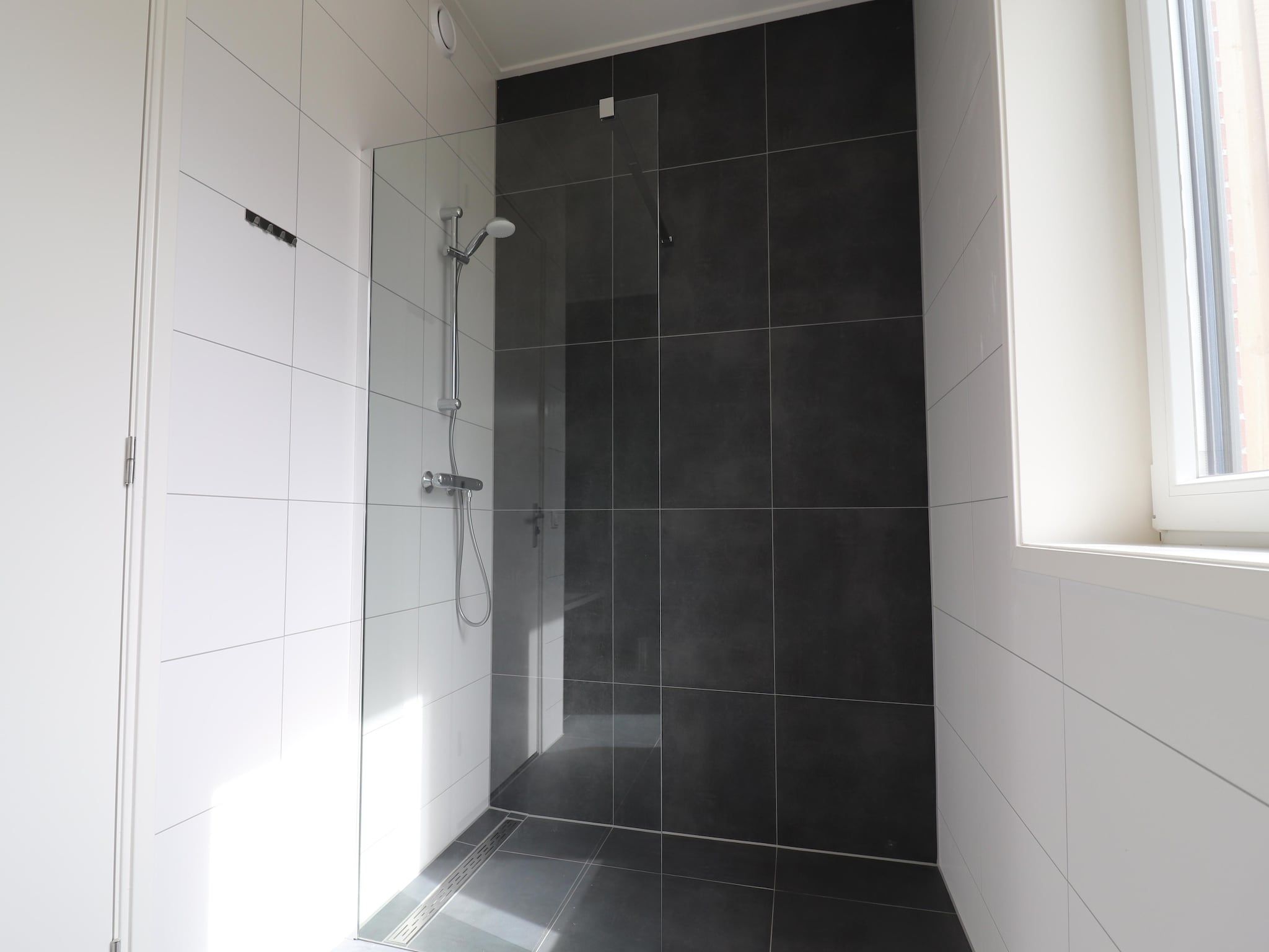 De badkamer van Friese villa in Leons