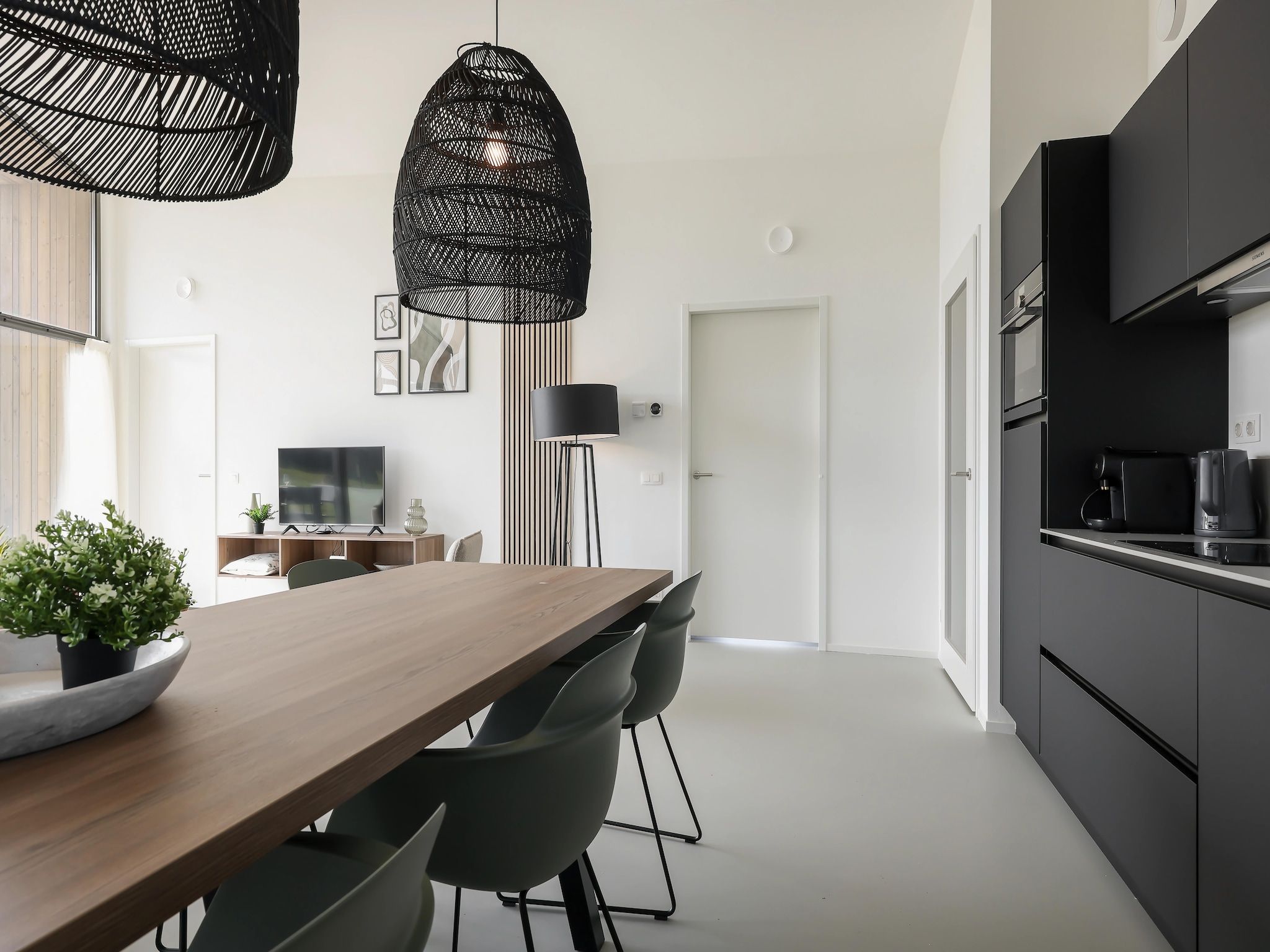 De eetkamer van Heerlijkheid Vlietenburg 12 in Wissenkerke