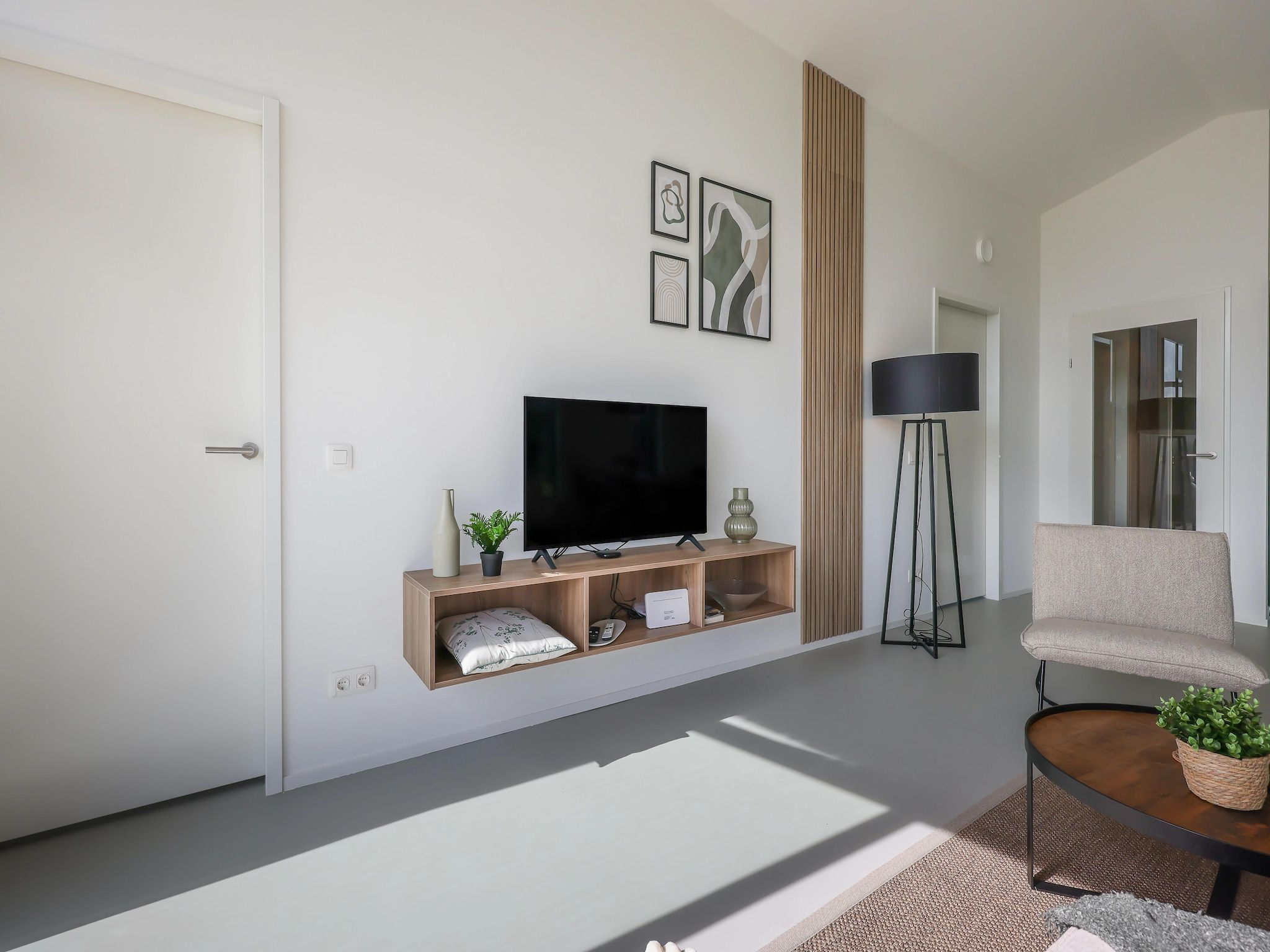 De woonkamer van Heerlijkheid Vlietenburg 12 in Wissenkerke