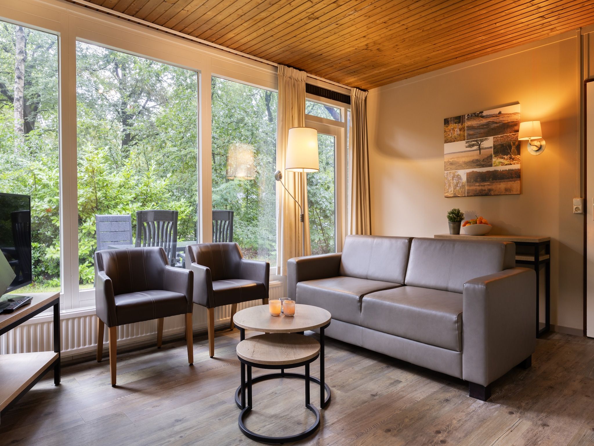 De woonkamer van Parc Heihaas 4 in Putten